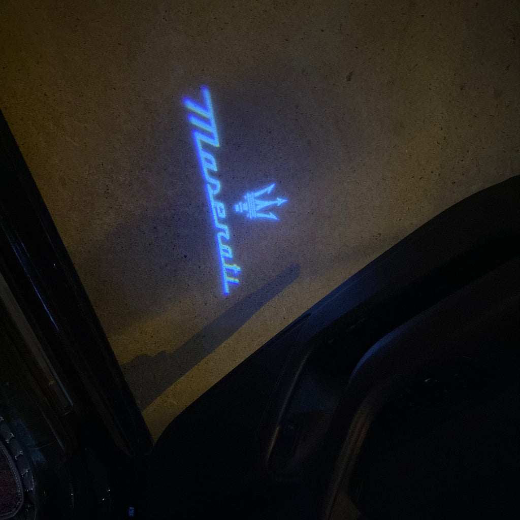 Maserati LOGO PROJECROTR LIGHTS Nr.01 (quantité 1 = 1 jeux / 2 feux de porte)