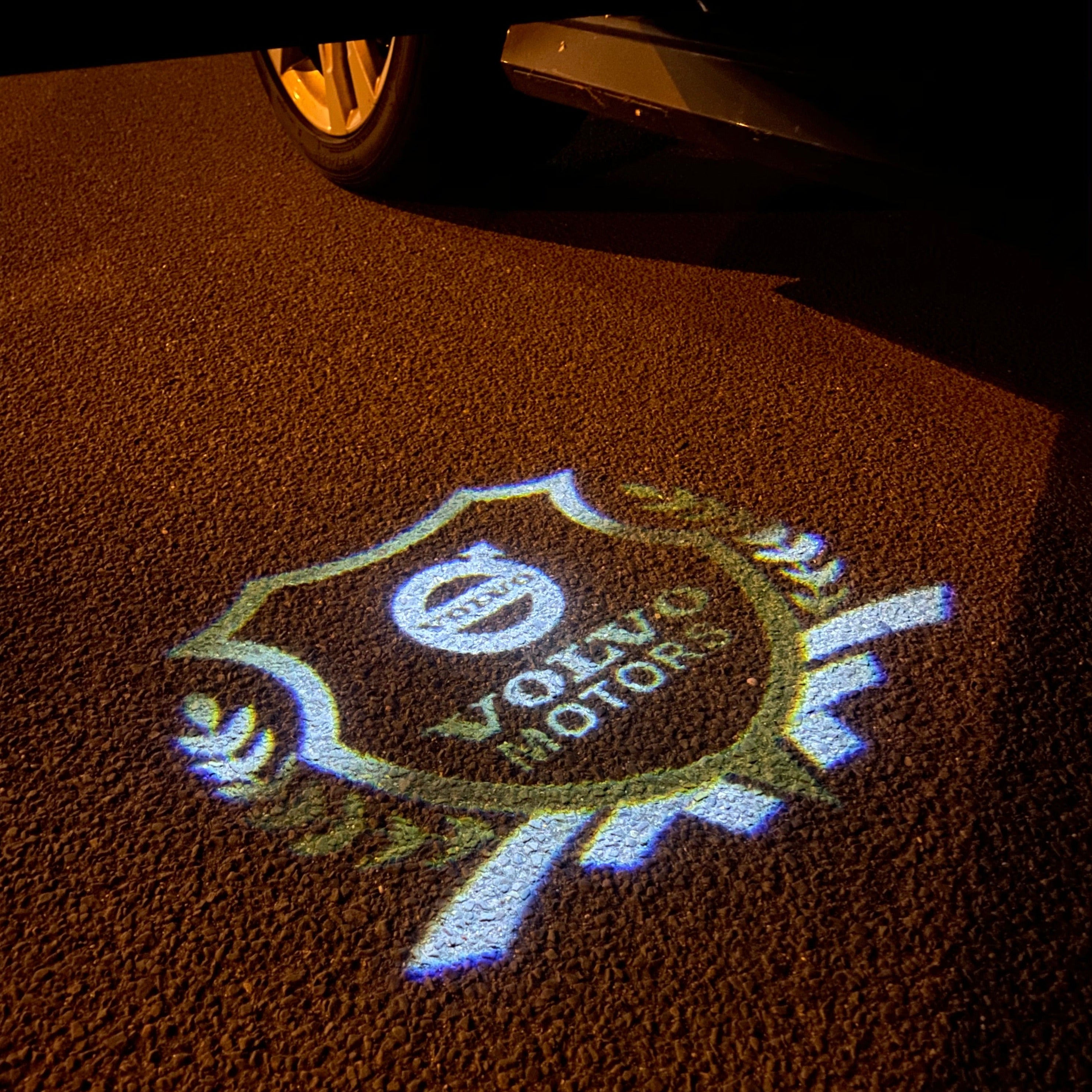 Volvo LOGO PROJECROTR LIGHTS Nr.99 (Menge 1 = 2 Logo Film / 2 Türleuchten)