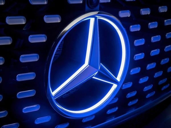 MERCEDES BENZ FRONTGRILL LOGO LED