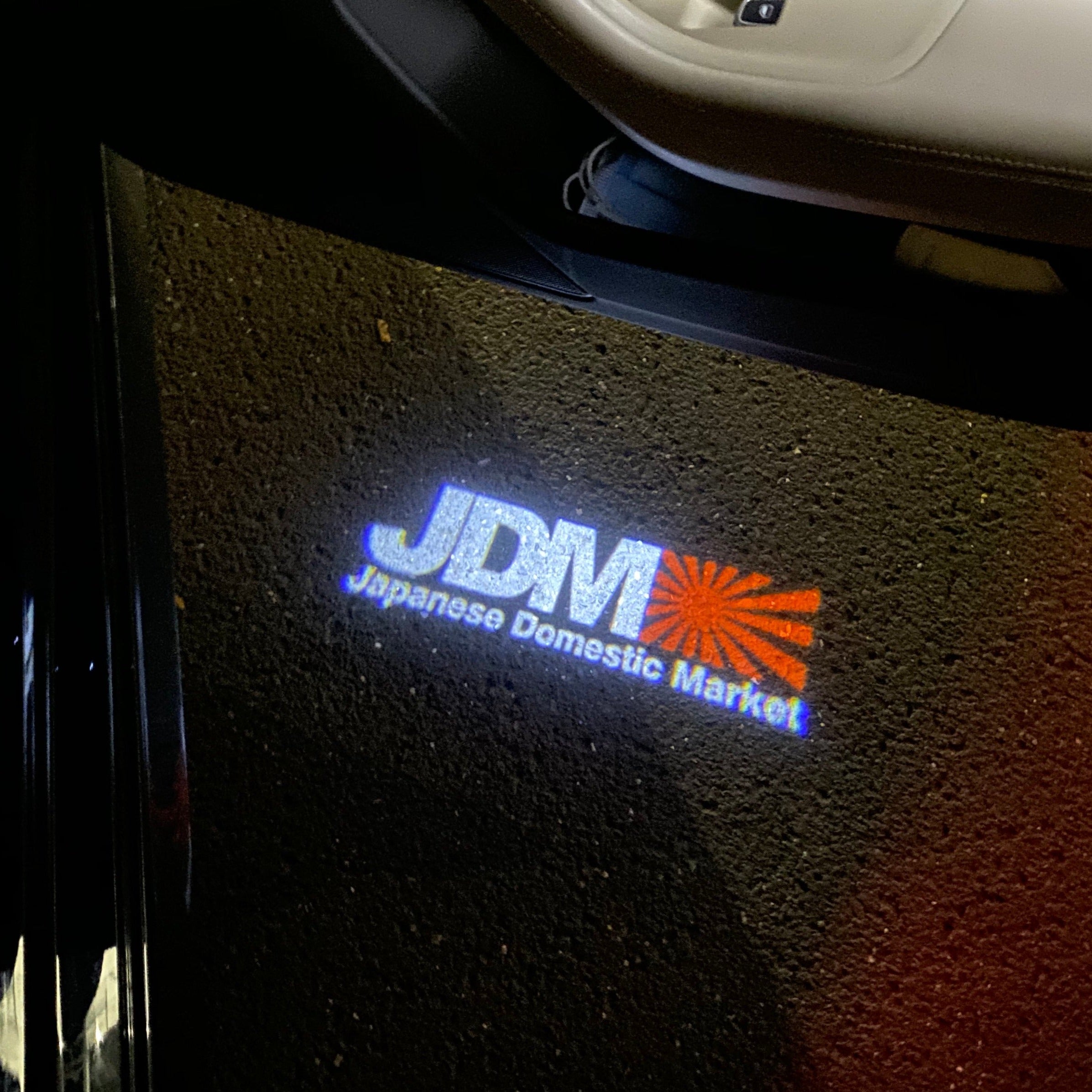JDM LOGO PROJECTOT أضواء Nr.05 (الكمية 1 = 1 مجموعات / 2 أضواء الباب)