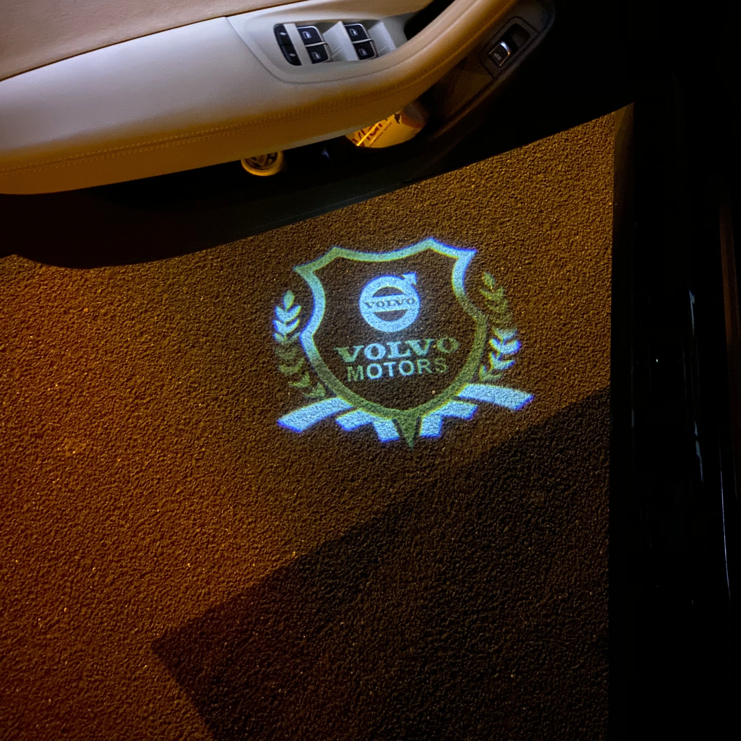 Volvo LOGO PROJECROTR LIGHTS Nr.99 (Menge 1 = 2 Logo Film / 2 Türleuchten)
