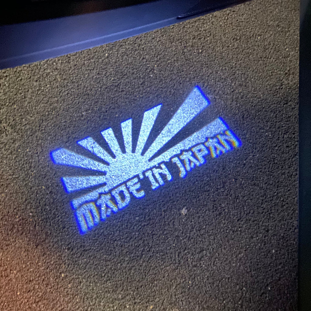 JDM LOGO PROJECTOT LIGHTS Nr.26 (quantità 1 = 1 set/2 luci porta)