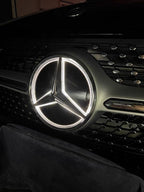 MERCEDES BENZ FRONT GRILL LOGO LED