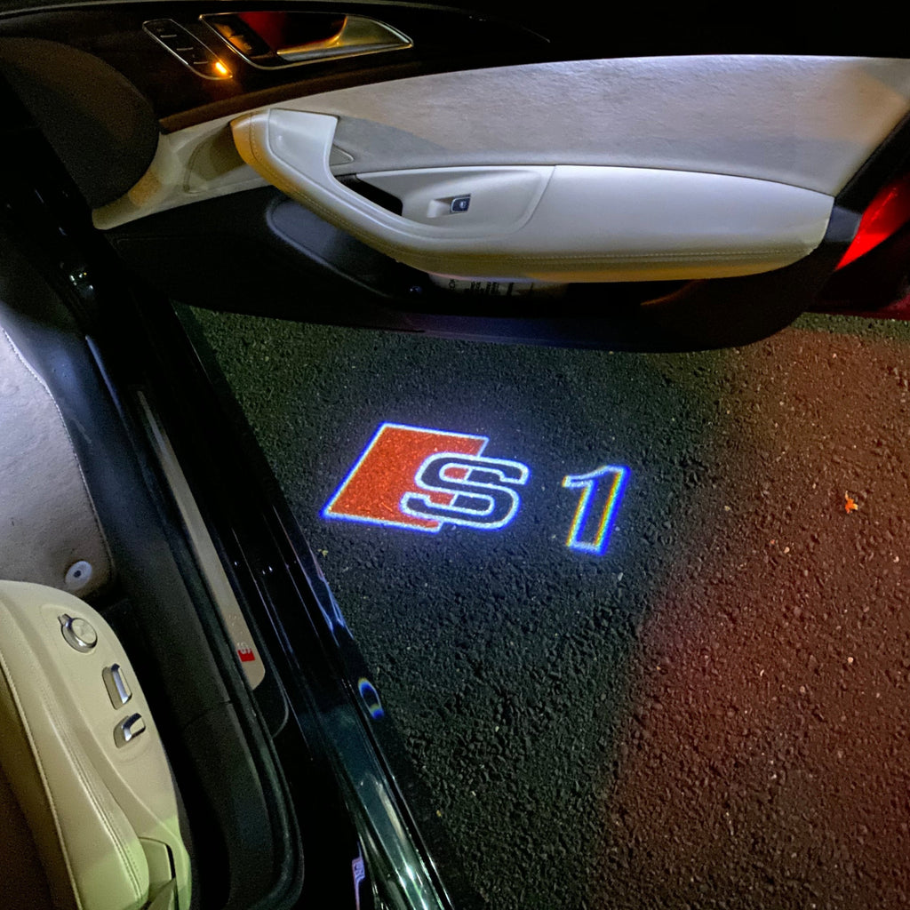 AUDI S1 LOGO PROJECTOT LIGHTS Nr.19 (Menge 1 = 2 Logofolien /2 Türleuchten)