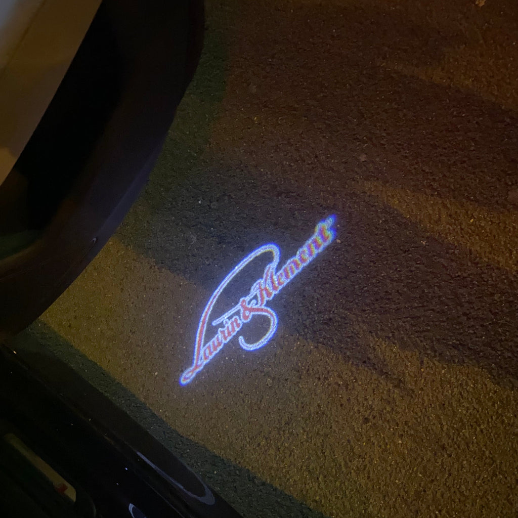 SKODA Laurin & Klement LOGO PROJECTOR LIGHTS Nr.19 (الكمية 1 = 2 فيلم شعار / 2 باب)