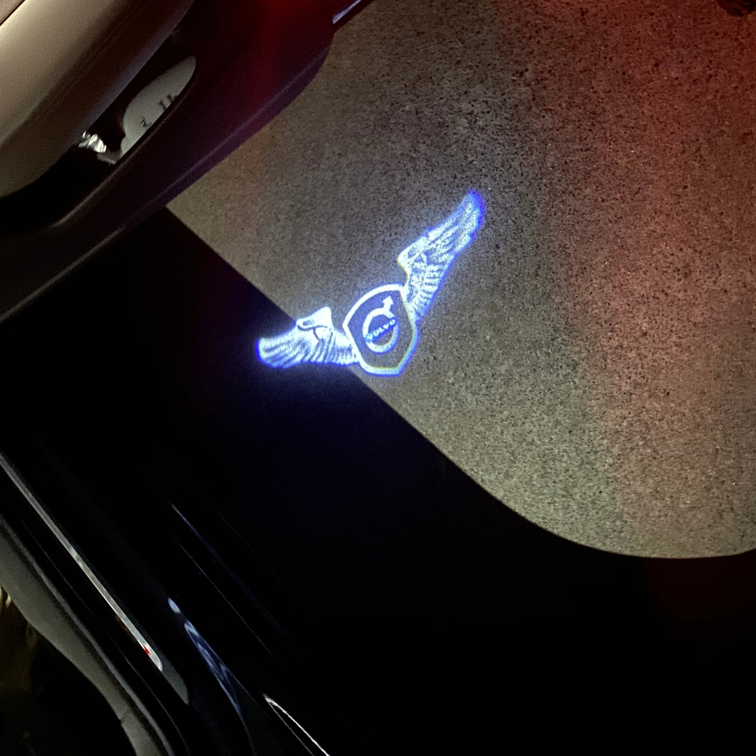 Volvo LOGO PROJECROTR LIGHTS Nr.126 (Menge 1 = 2 Logo Film / 2 Türleuchten)