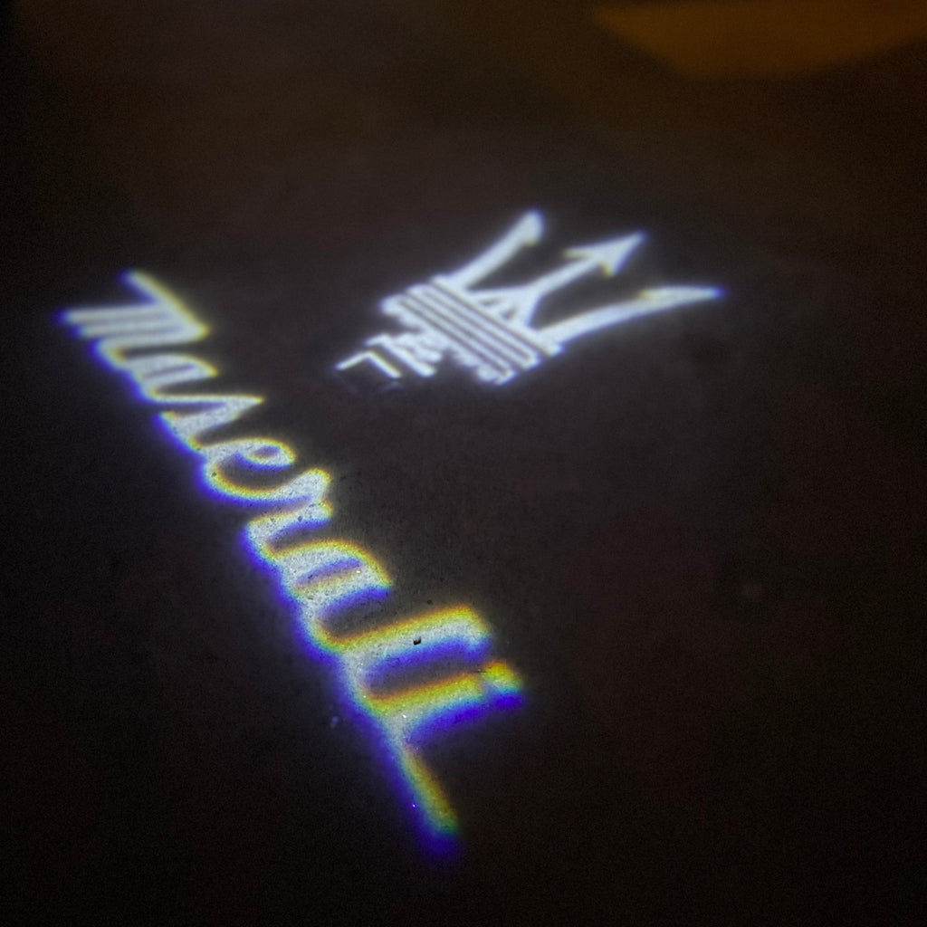 Maserati LOGO PROJECROTR LIGHTS Nr.01 (quantité 1 = 1 jeux / 2 feux de porte)