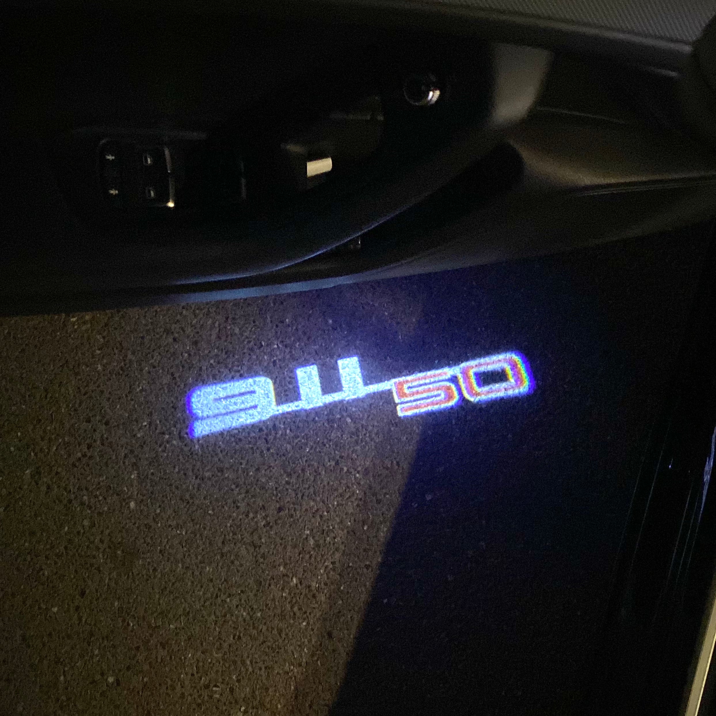 PORSCHE LOGO PROJECTOT LIGHTS Nr.46 (quantité 1 = 2 Logo Film / 2 feux de porte)