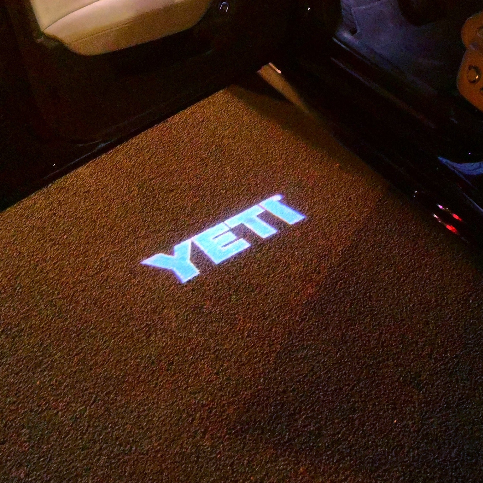 SKODA YETI LOGO LIGHTS Nr.57 (Menge 1 = 2 Logo Film / 2 Türlichter)