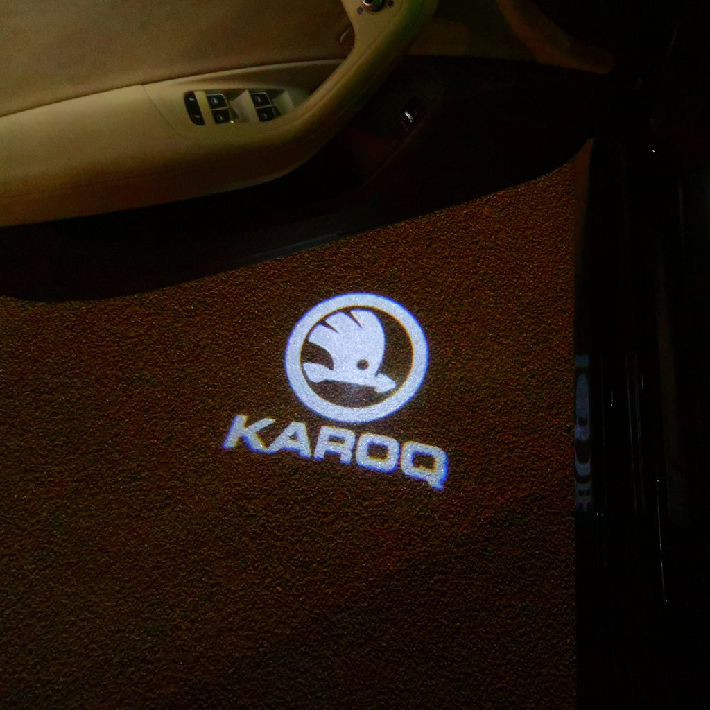 SKODA KAROQ LOGO LIGHTS Nr.50 (quantité 1 = 2 Logo Film / 2 feux de porte)