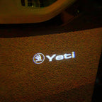 LUCES DE PROYECTOR CON LOGO SKODA Nr.88 (cantidad 1 = 2 Película con Logo / 2 luces de puerta)