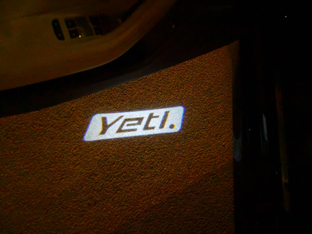 SKODA YETI LOGO LIGHTS Nr.113 (quantité 1 = 2 Film Logo / 2 feux de porte)