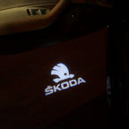 SKODA LOGO PROJECTOR LIGHTS Nr.10 (quantité 1 = 2 Logo Film / 2 portes lumières)