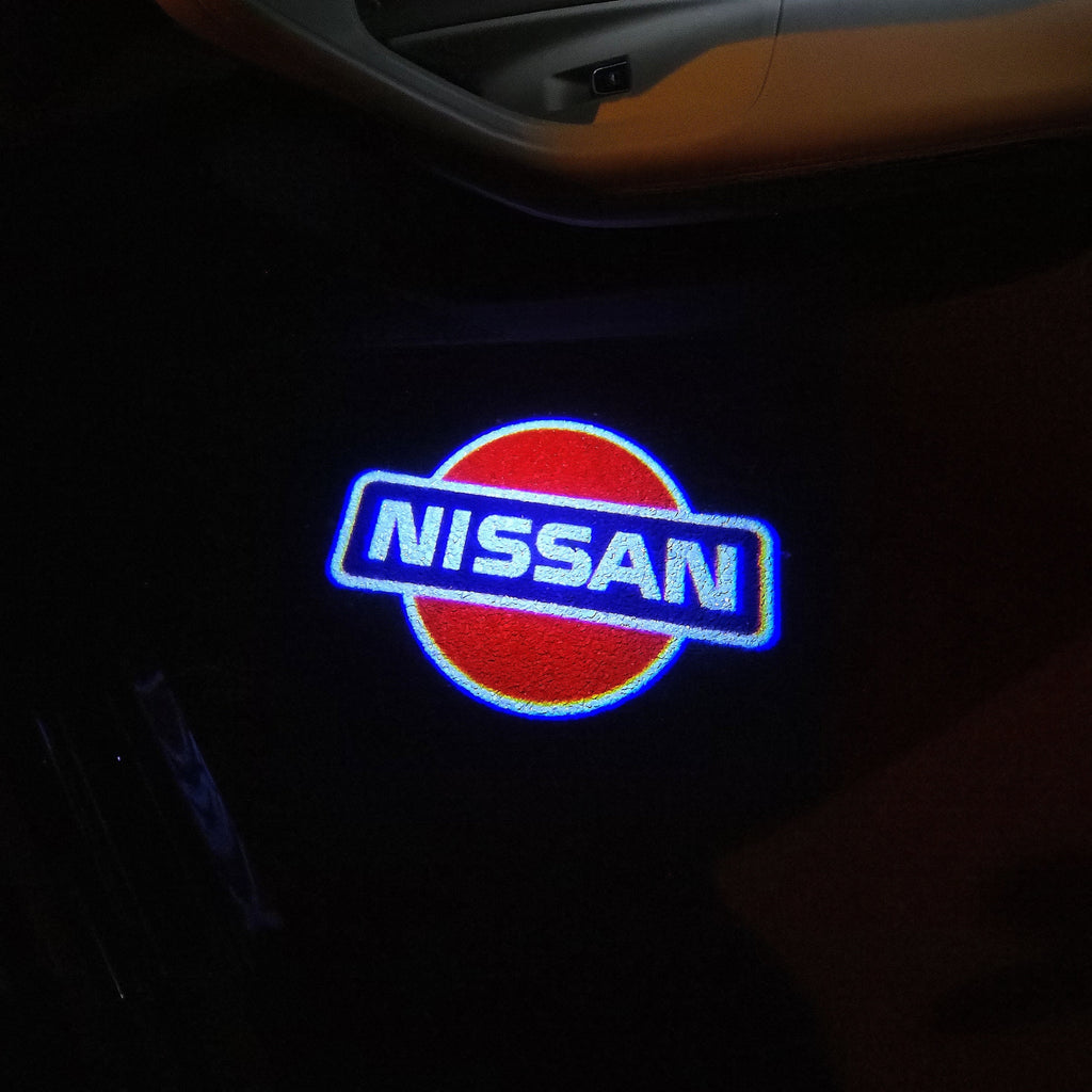 NISSAN PROJECTOT LIGHTS Nr.14 (cantidad 1 = 2 películas con logotipo /2 luces de puerta)