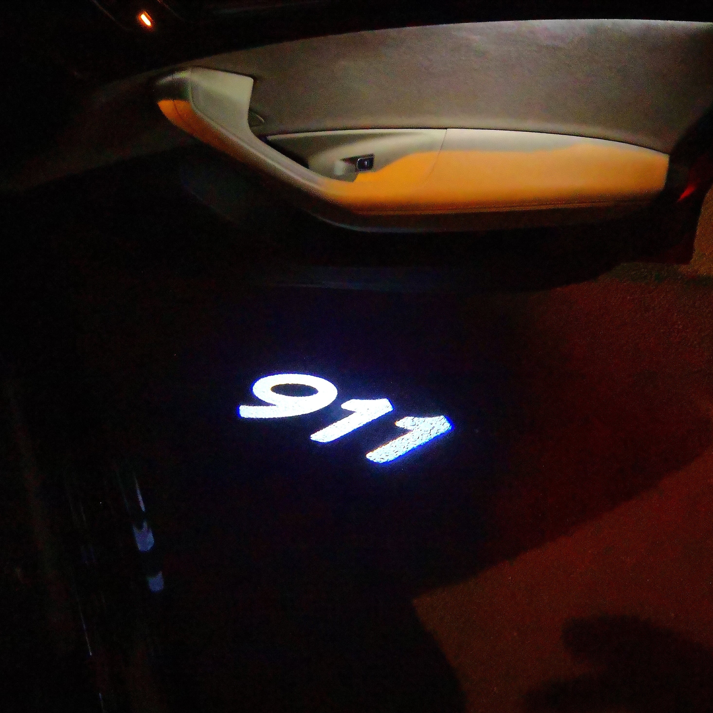 PORSCHE 911 LOGO PROJECTOT LIGHTS Nr.26 (quantité 1 = 2 Logo Film / 2 feux de porte)