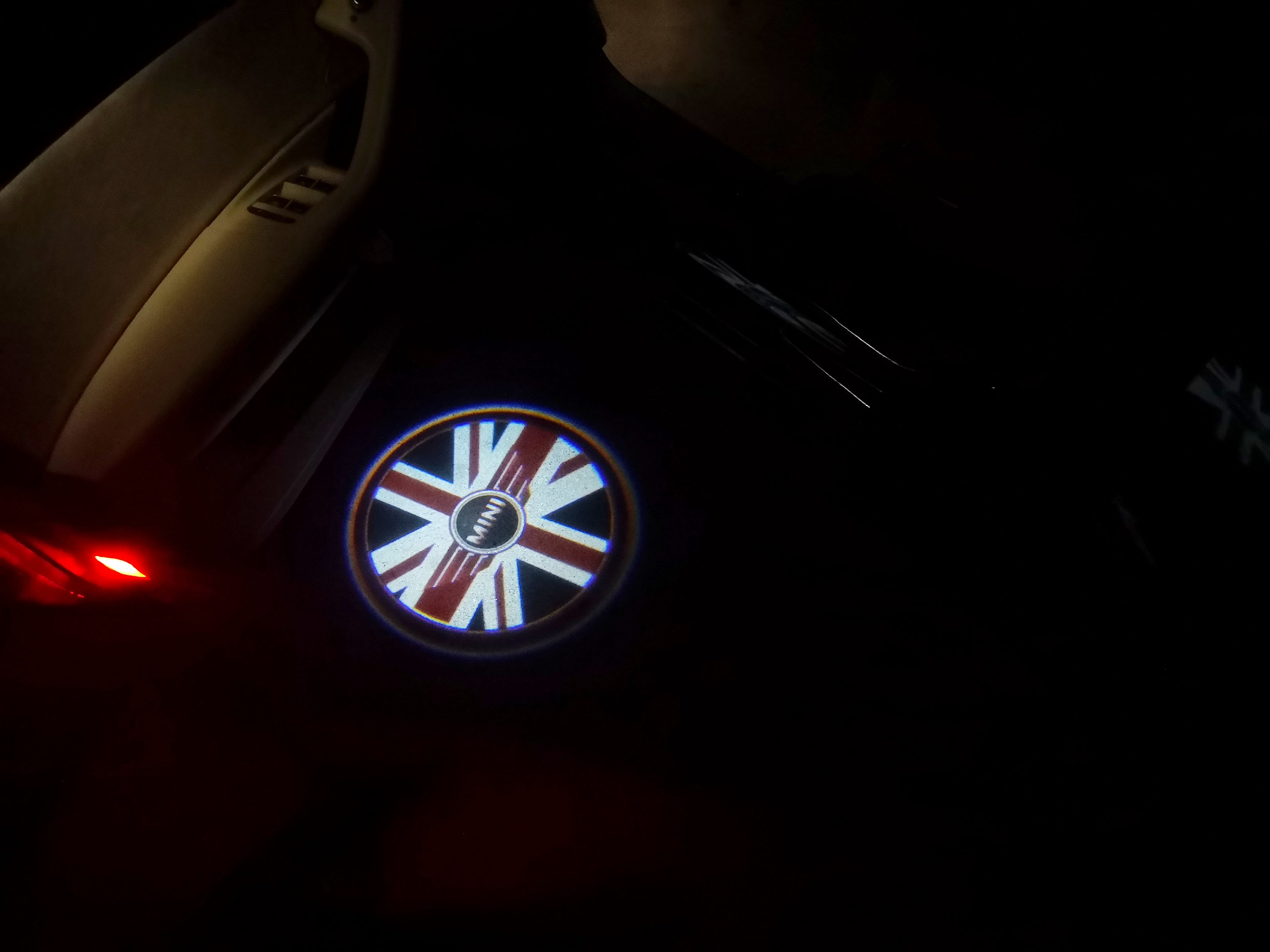 MINI LOGO PROJECTOR LIGHTS Nr.03 (Menge 1 = 2 Logo Film / 2 Türlichter)