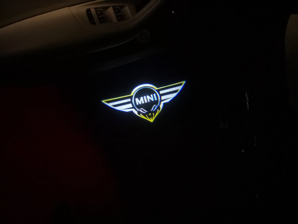 MINI LOGO PROJECROTR LIGHTS Nr.14 (cantidad 1 = 2 logo película / 2 luces de puerta)