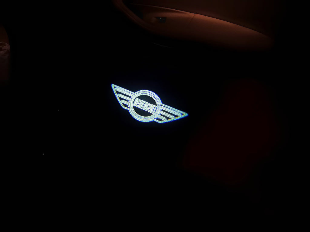 MINI LOGO PROJECTOR LIGHTS Nr.20 (Menge 1 = 2 Logo Film / 2 Türlichter)
