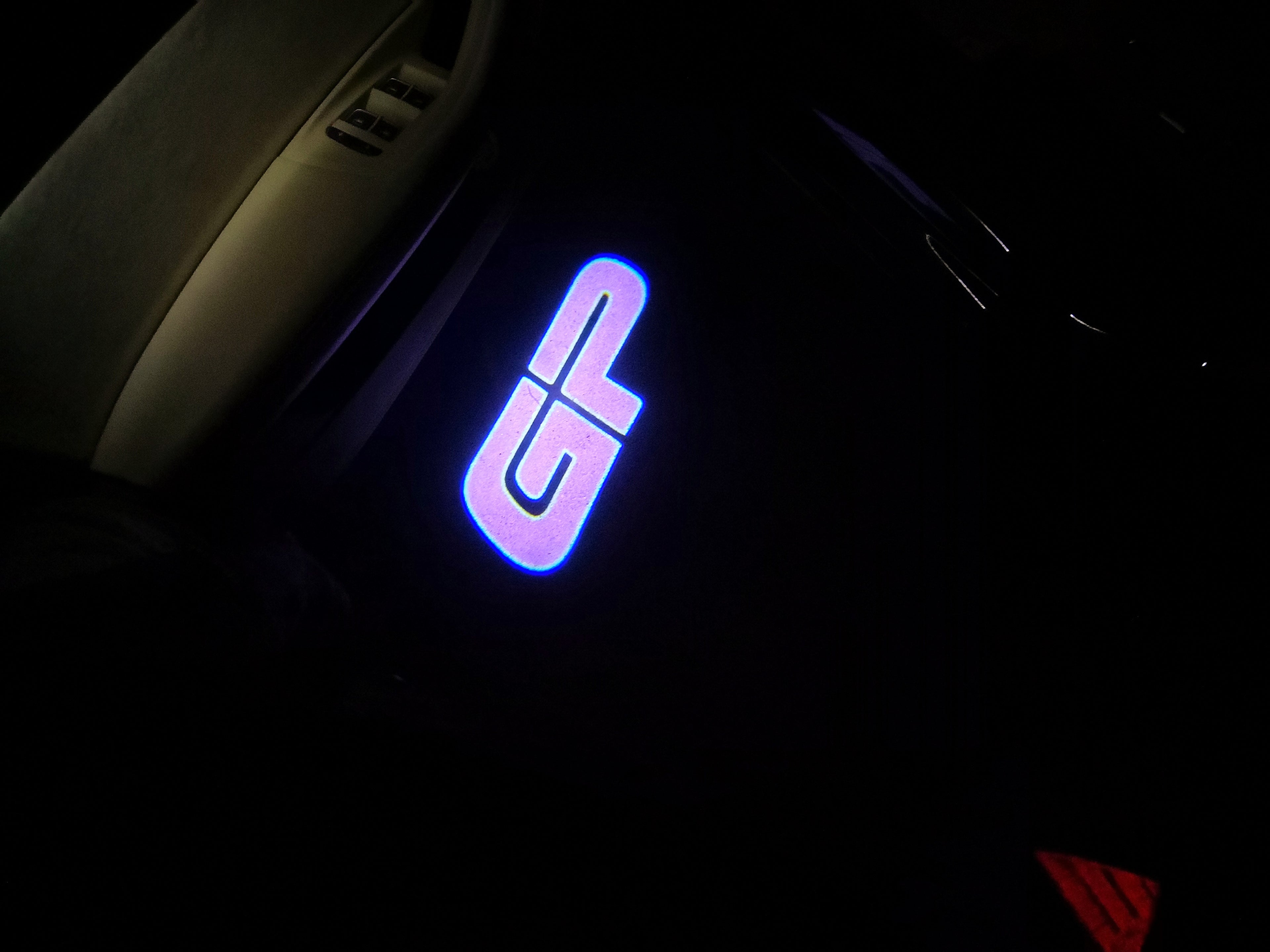 MINI GP LOGO PROJECROTR LIGHTS Nr.124 (quantità 1 = 2 Logo Film / 2 luci porta)