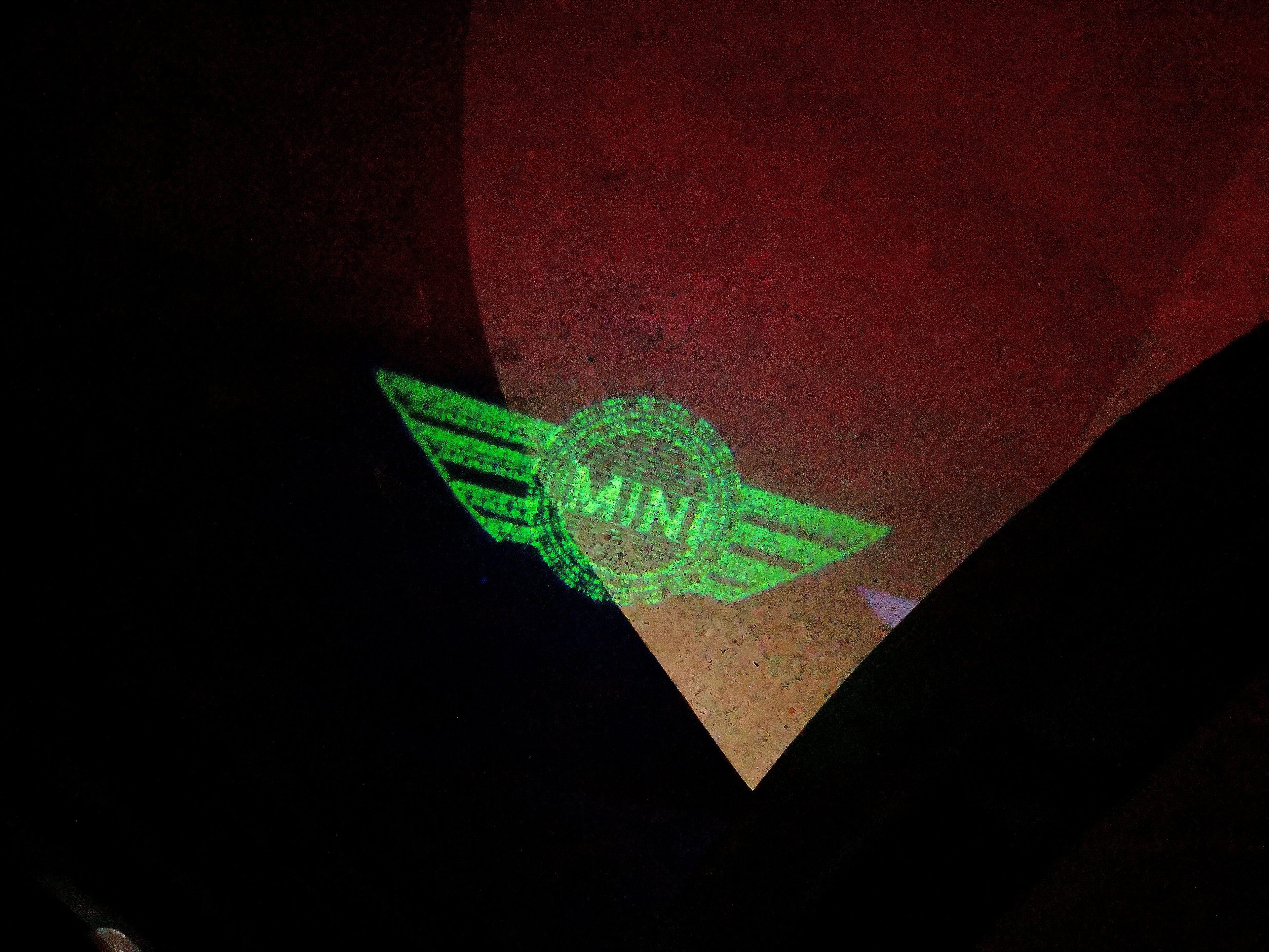 MINI LOGO PROJECROTR LIGHTS Nr.58 (quantité 1 = 2 Logo Film / 2 feux de porte)
