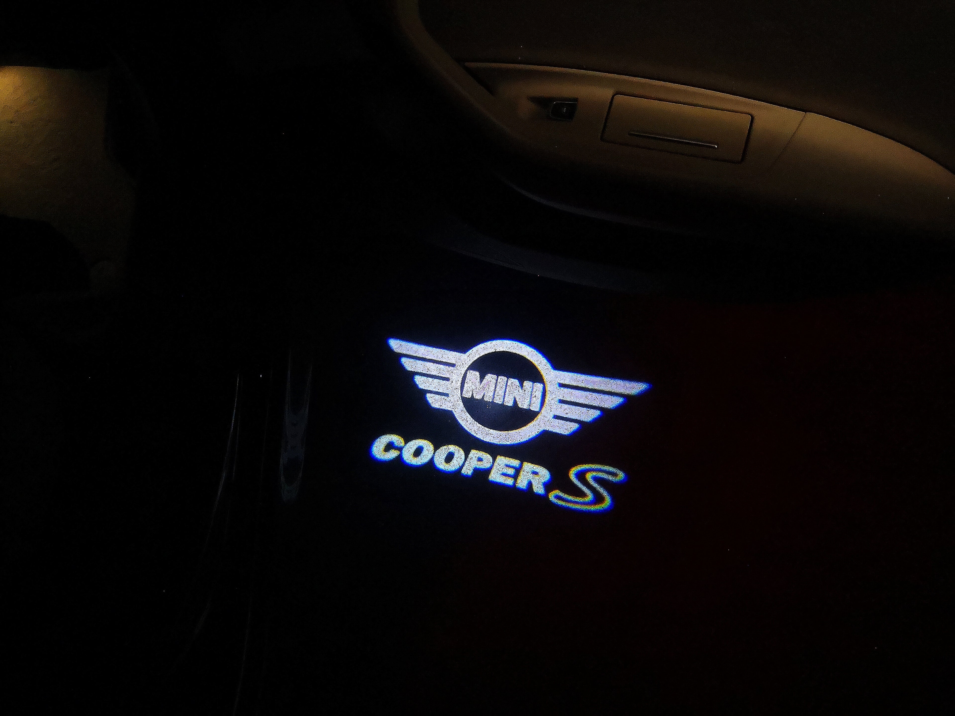 MINI COOPER S LOGO PROJECTOR LIGHTS Nr.144 (الكمية 1 = 2 شعار فيلم / 2 مصباح باب)