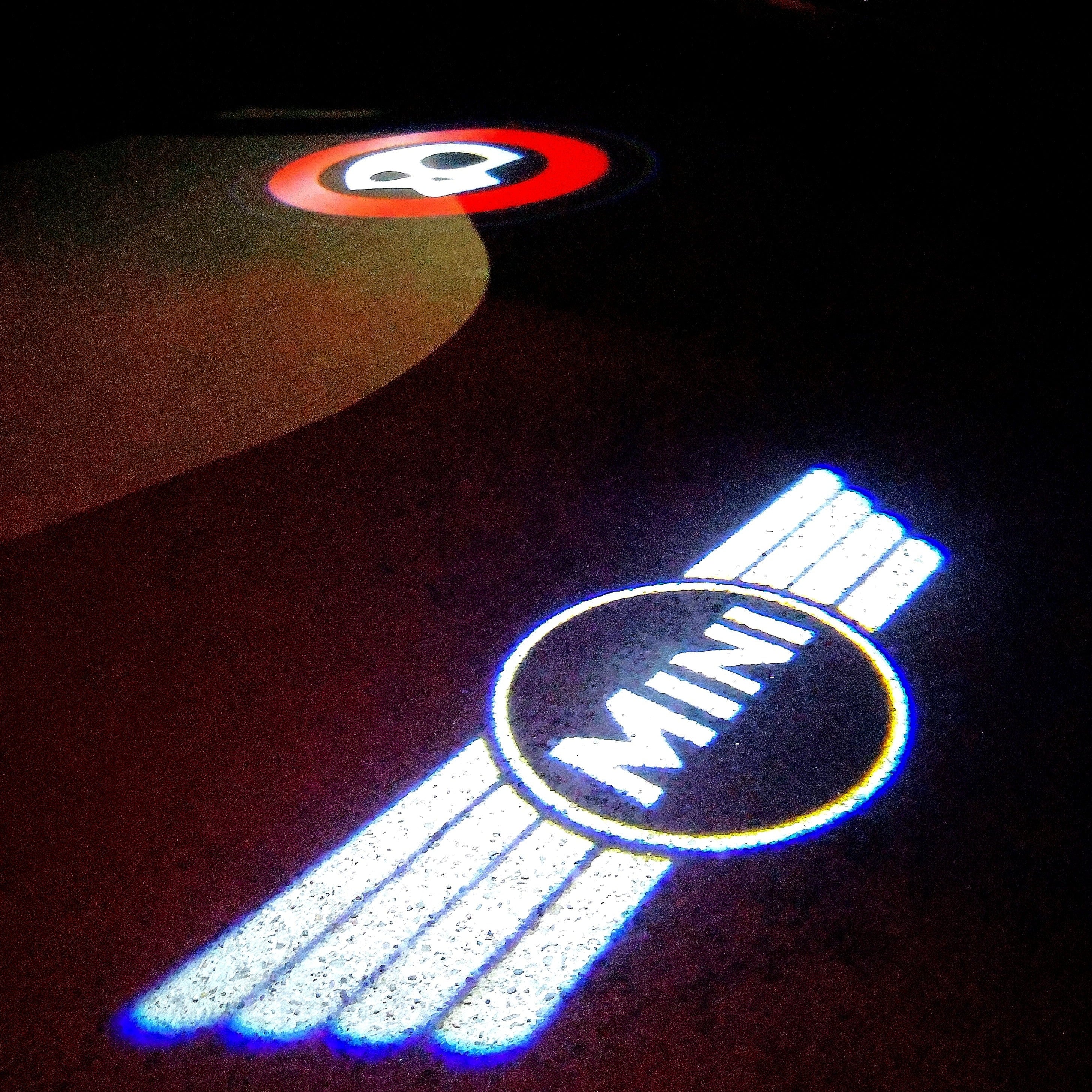 MINI LOGO PROJECROTR LIGHTS Nr.31 (quantité 1 = 2 Logo Film / 2 feux de porte)
