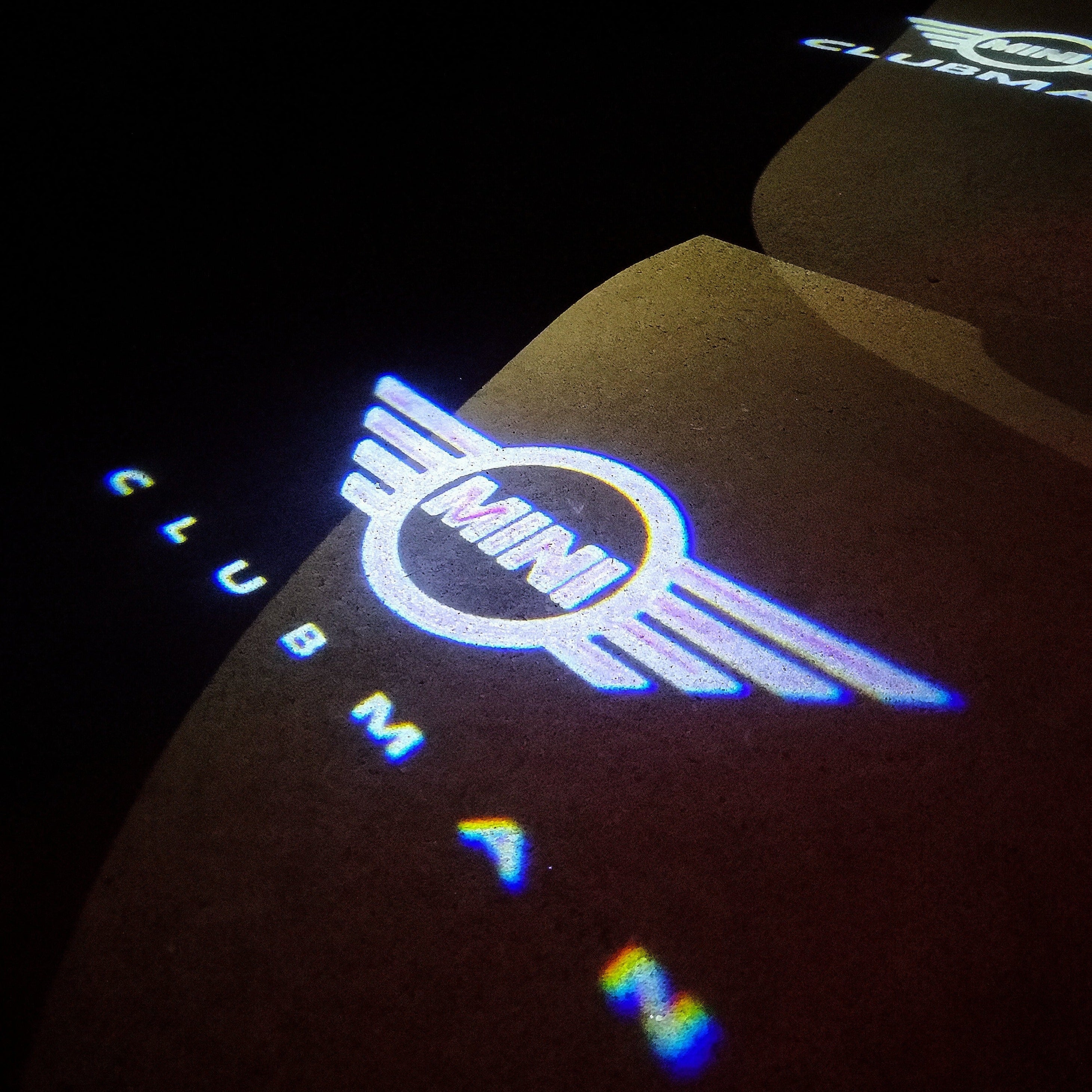MINI CLUBMAN LOGO PROJECROTR LIGHTS Nr.143 (quantità 1 = 2 Logo Film / 2 luci porta)