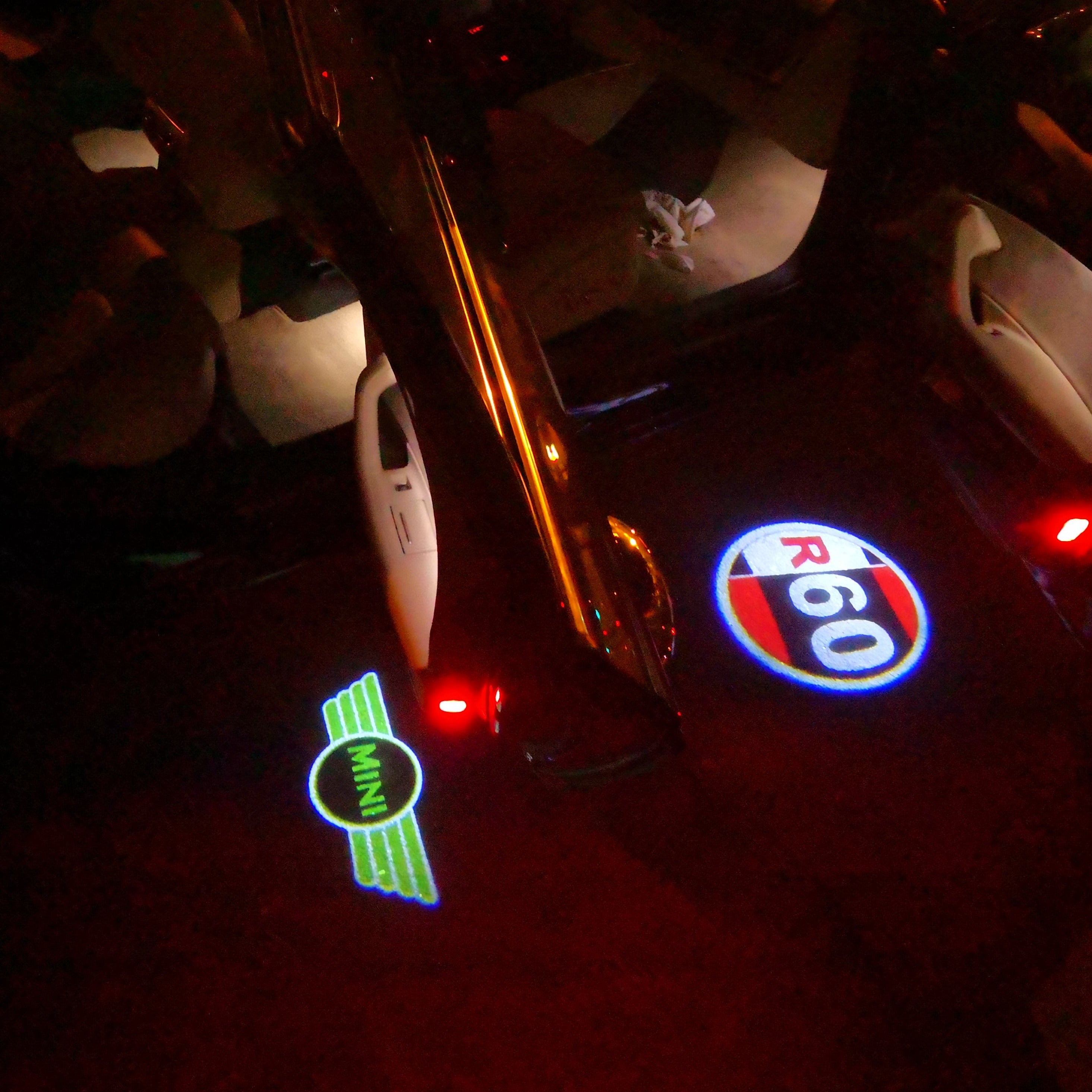 R 60 LOGO PROJECROTR LIGHTS Nr.73 (Menge 1 = 2 Logo Film / 2 Türlichter)