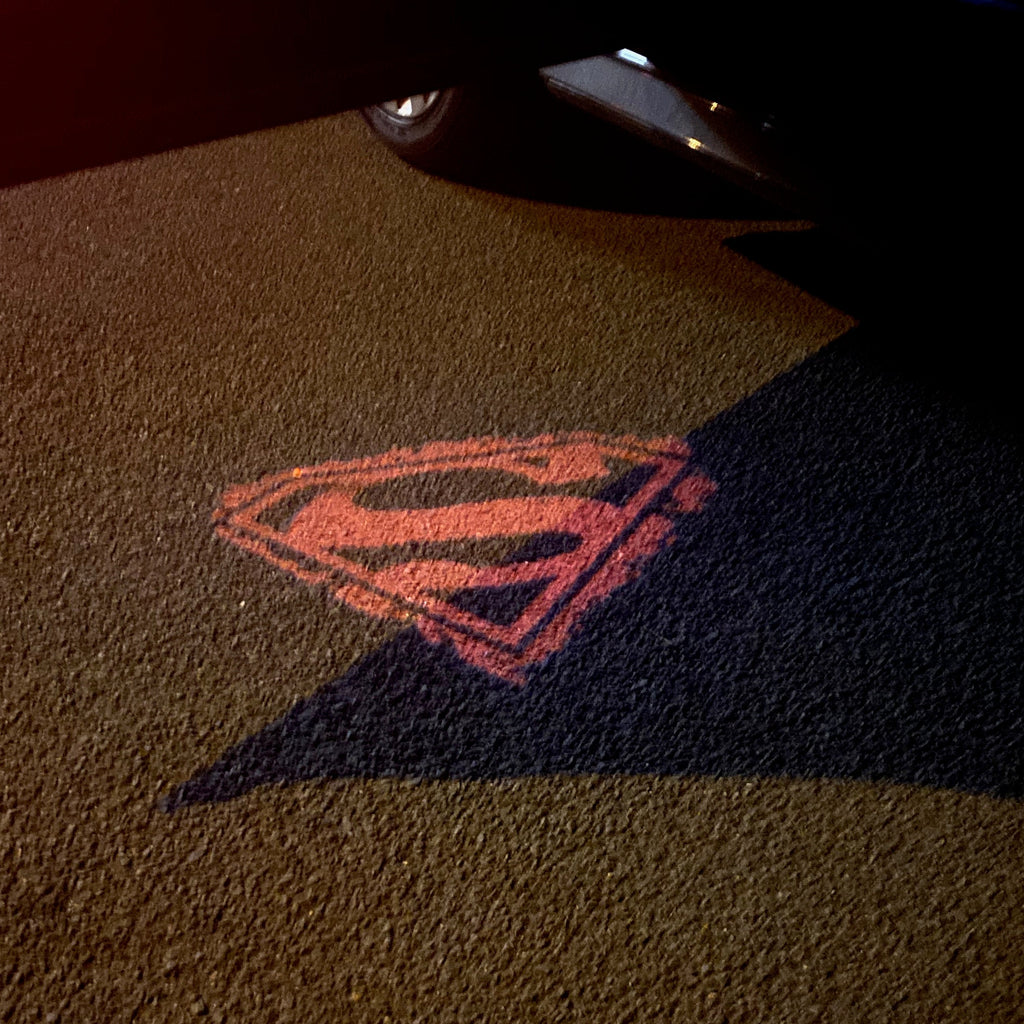 Super Man Logo Nr.216 (quantité 1 = 2 Logo Films /2 feux de porte)
