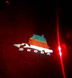 SKODA LOGO PROJECTOT LIGHTS Nr.48 (quantité 1 = 2 Logo Film / 2 feux de porte)