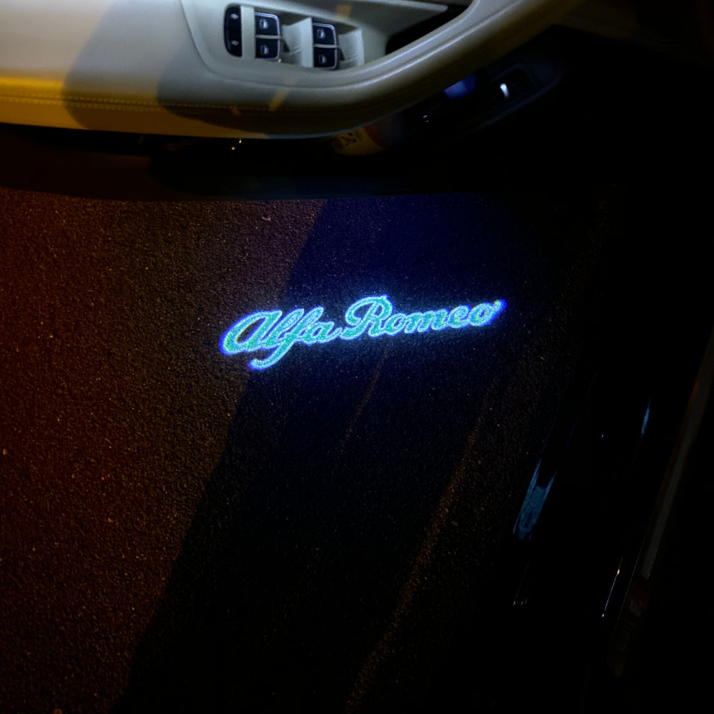 Alfa Romeo LOGO PROJECTOT LIGHTS Nr.07 (Menge 1 = 2 Logo Film / 2 Türleuchten)