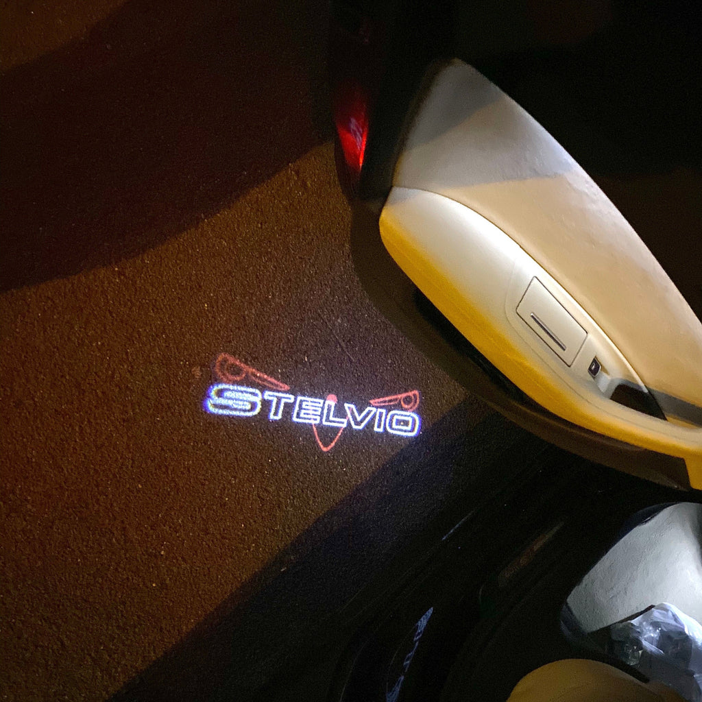Alfa Romeo Stelvio LOGO PROJECTOT LIGHTS Nr.97 (quantità 1 = 2 Logo Film / 2 luci porta)