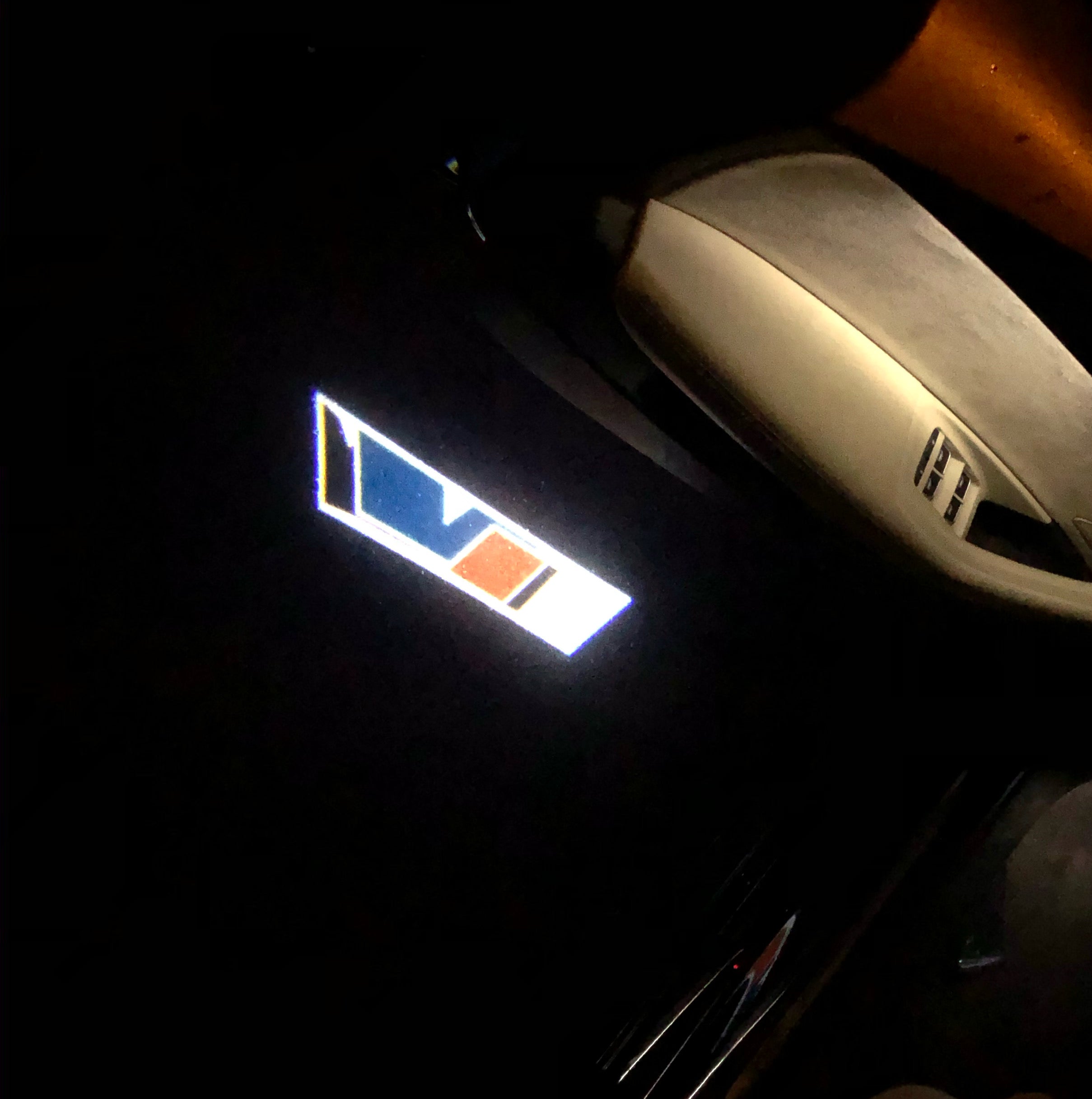 SKODA VRS LOGO PROJECTOT أضواء Nr.32 (الكمية 1 = 2 شعار فيلم / 2 أضواء الباب)