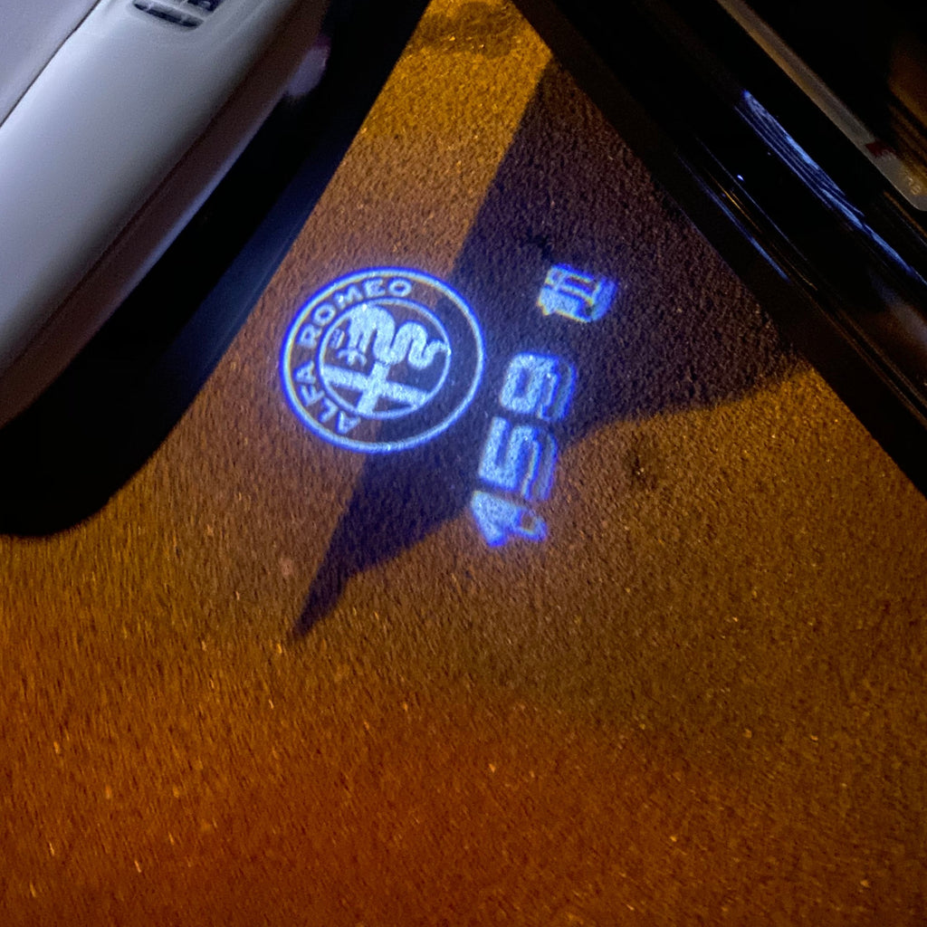 Alfa Romeo 159TI LOGO PROJECTOT LIGHTS Nr.55 (cantidad 1 = 2 logo película / 2 luces de puerta)