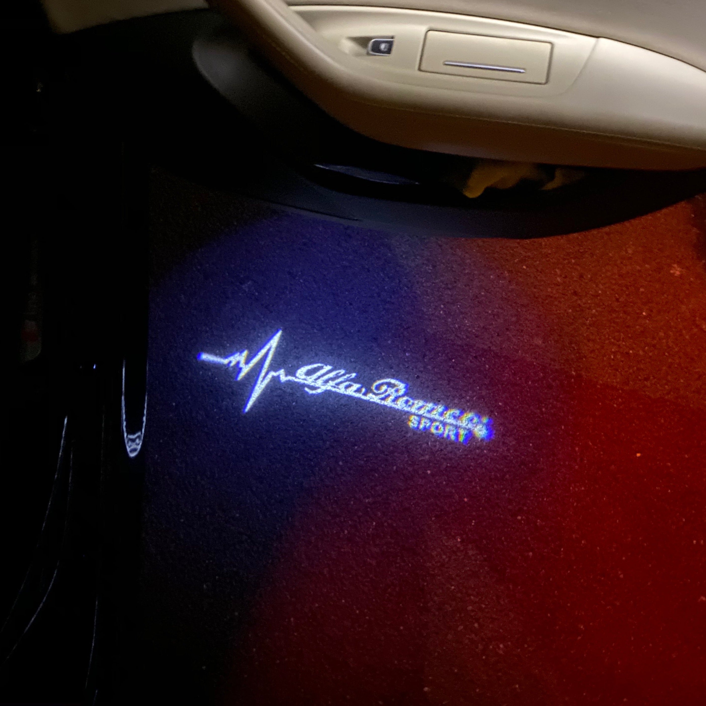 Alfa Romeo Sport LOGO PROJECTOT LIGHTS Nr.104 (Menge 1 = 2 Logo Film / 2 Türleuchten)
