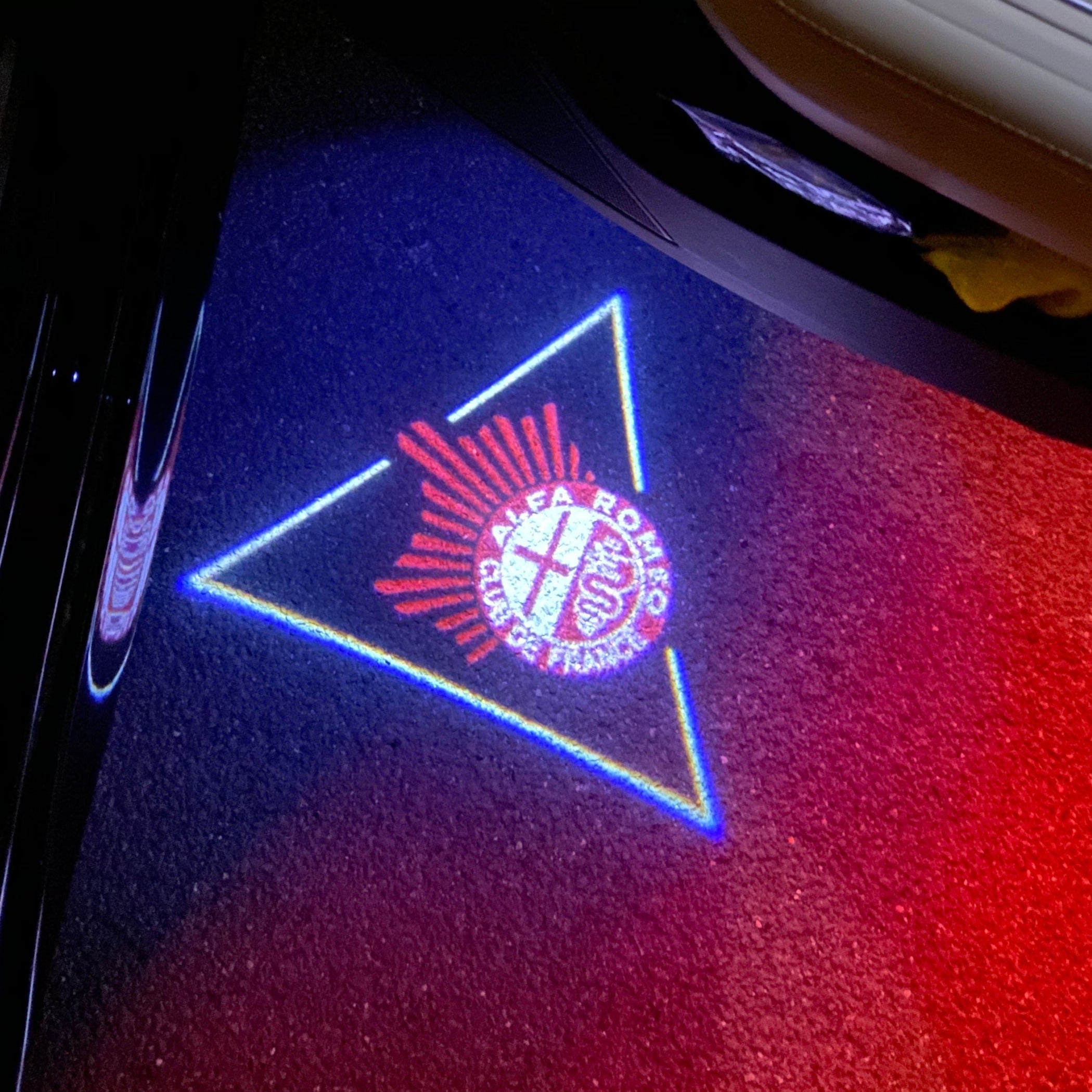 Alfa Romeo LOGO PROJECTOT LIGHTS Nr.20 (quantità 1 = 2 Logo Film / 2 luci porta)