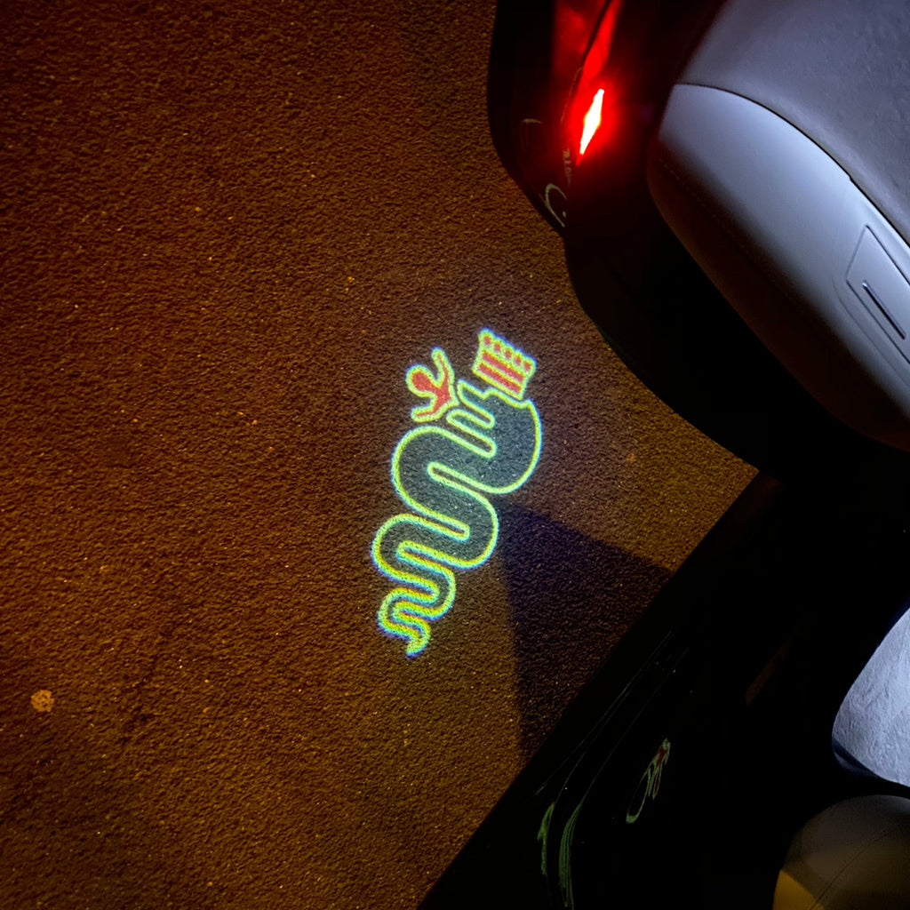 Alfa Romeo Biscione Schlange LOGO PROJECTOT LIGHTS Nr.41 (Menge 1 = 2 Logo Film / 2 Türleuchten)
