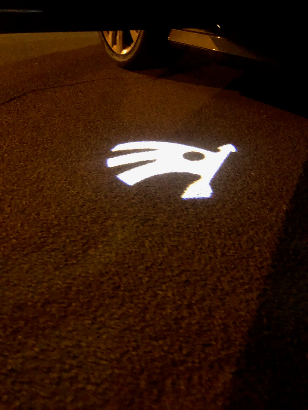 SKODA LOGO PROJECTOR LIGHTS Nr.07 (quantité 1 = 2 Film Logo / 2 lumières de porte)