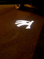 SKODA LOGO PROJECTOR LIGHTS Nr.07 (quantité 1 = 2 Film Logo / 2 lumières de porte)