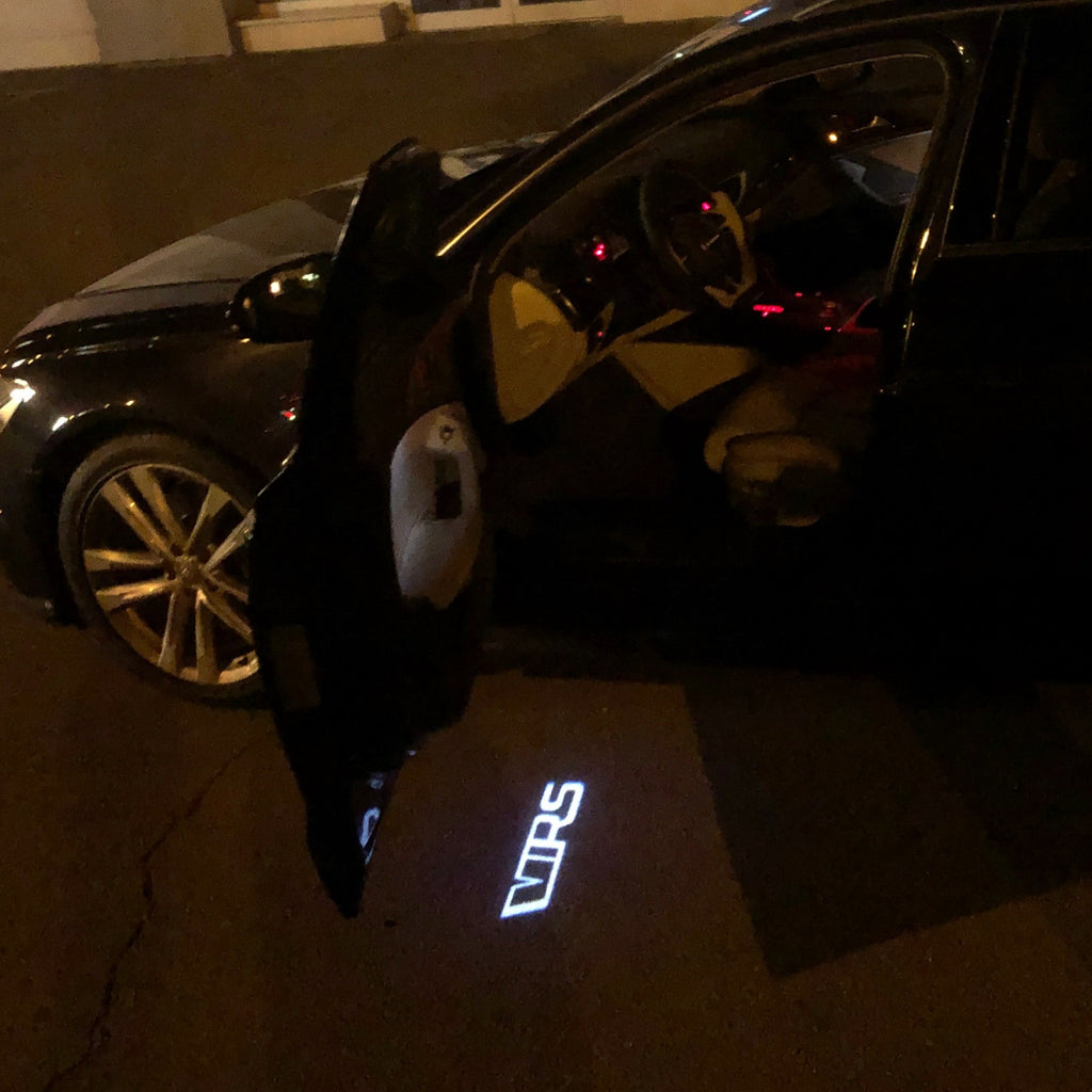 SKODA VRS LOGO PROJECTOT LIGHTS Nr.33 (quantità 1 = 2 Logo Film / 2 luci porta)