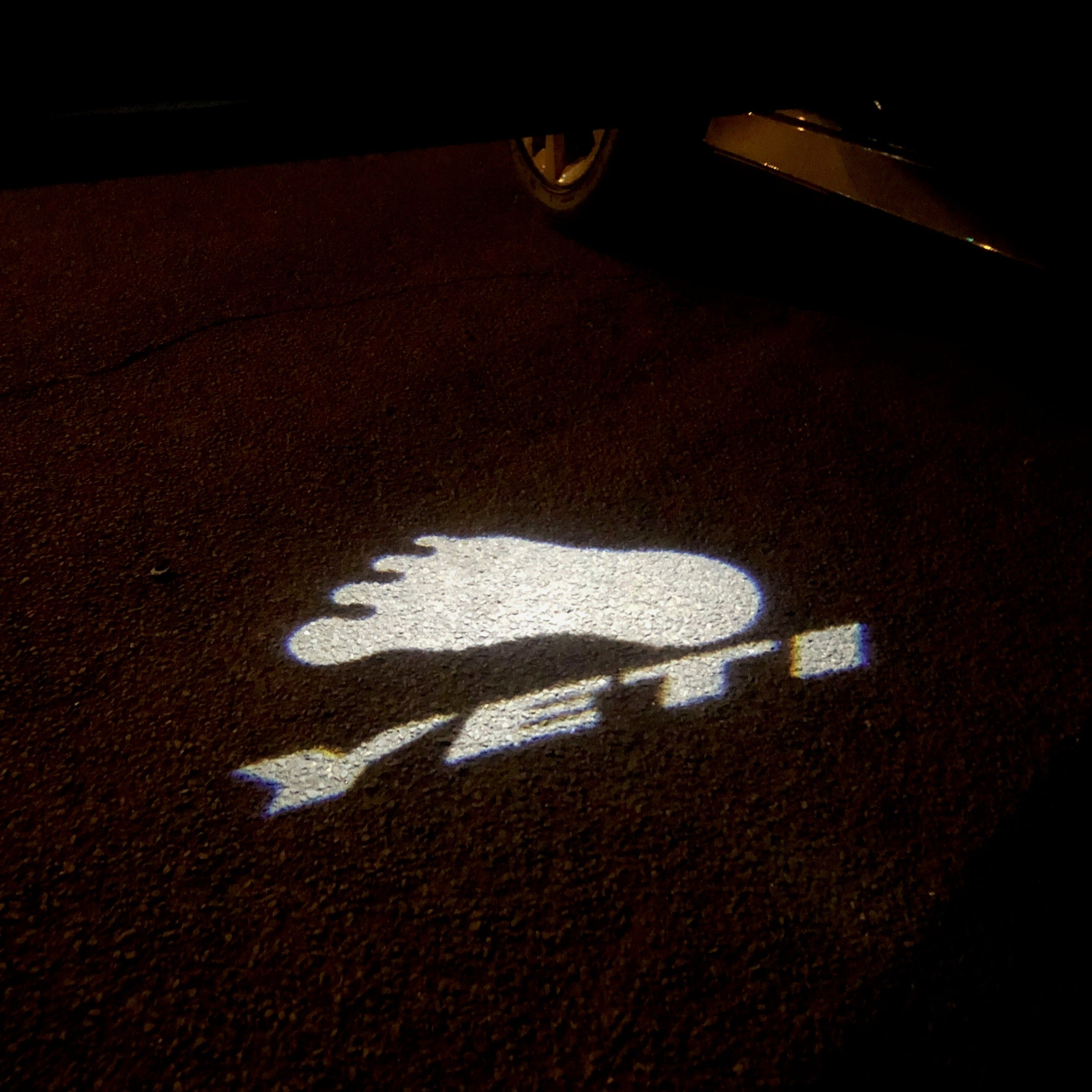 SKODA LOGO PROJECTOT LIGHTS Nr.71 (Menge 1 = 2 Logo Film / 2 Türleuchten)