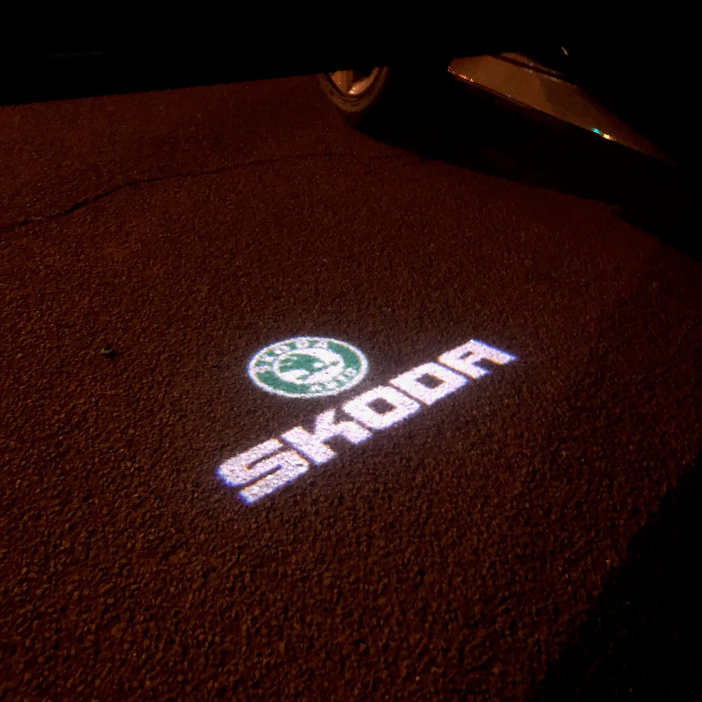 رحلات SKODA LOGO LGOTOT Lrits Nr.14 (الكمية 1 = 2 Logo Tobo / 2 أضواء الباب)