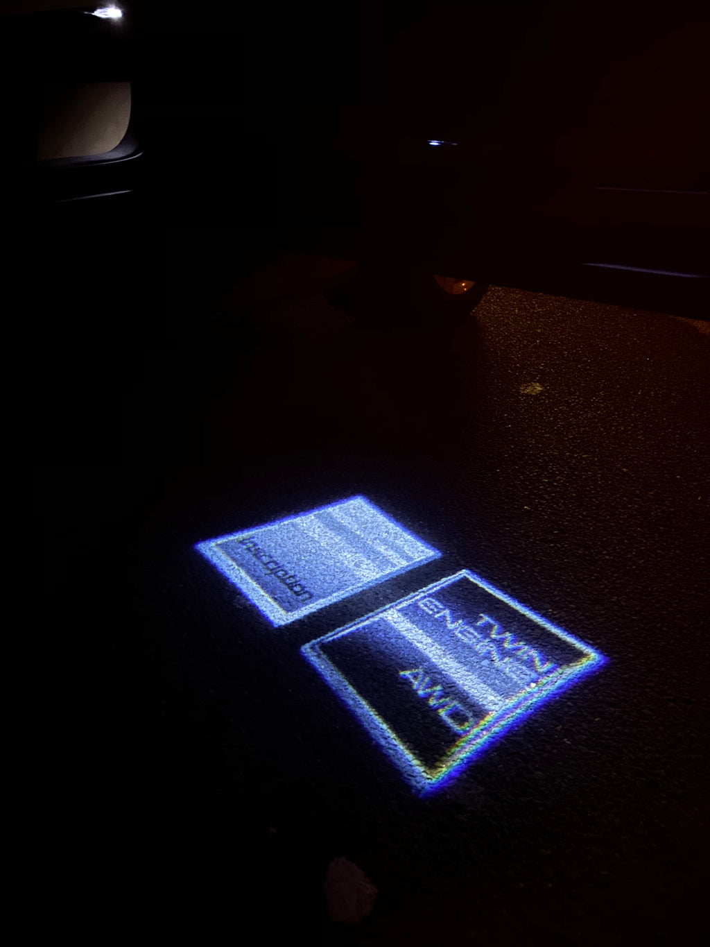 Volvo LOGO PROJECROTR LIGHTS Nr.84 (quantité 1 = 2 Logo Film / 2 feux de porte)