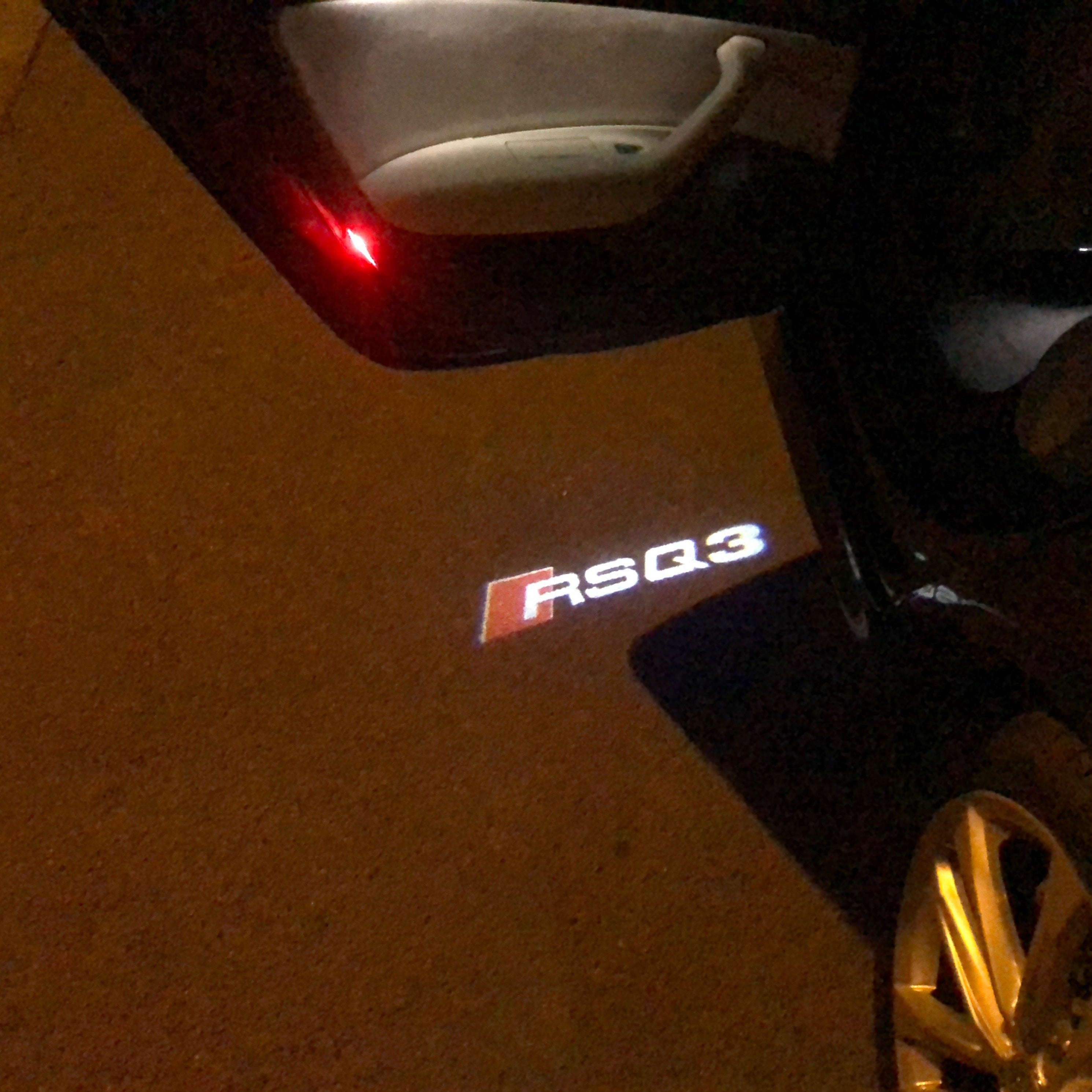 AUDI LOGO PROJECTOT LIGHTS Nr.60 (Menge 1 = 2 Logofolien /2 Türleuchten)