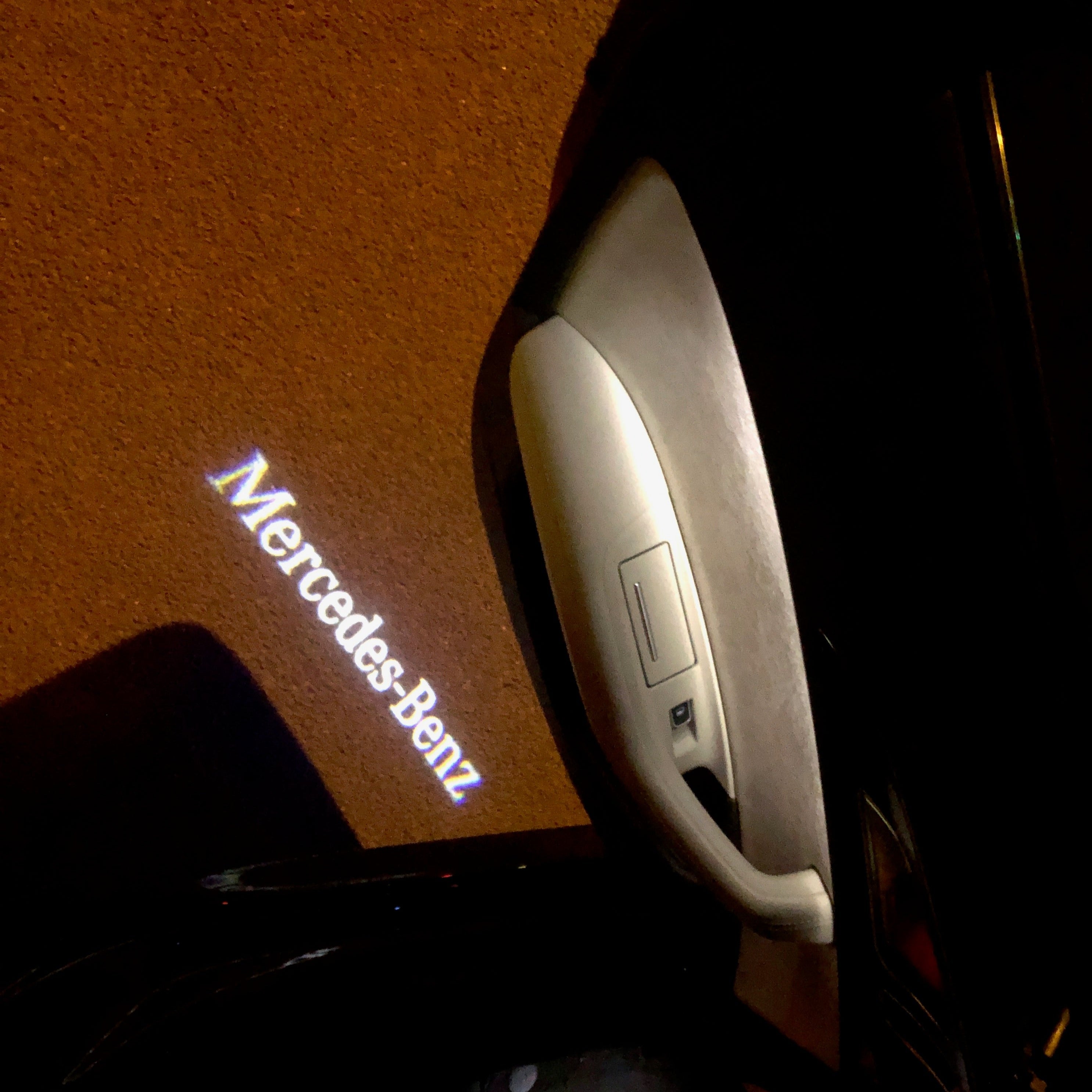 LUCI PROIETTORI LOGO MERCEDES BENZ Nr.07 (quantità 1 = 1 set / 2 luci porta)