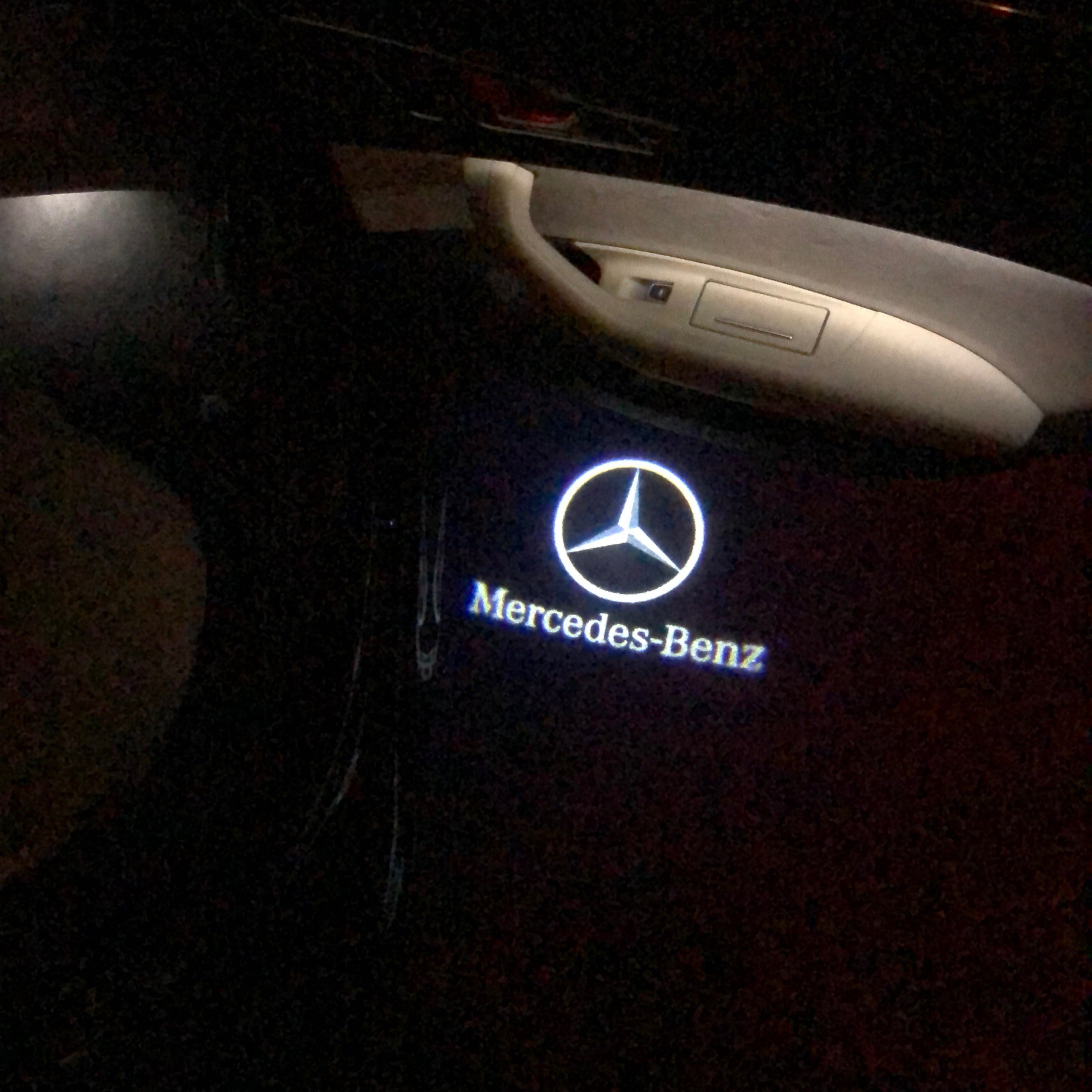 LUCI PROIETTORI LOGO MERCEDES BENZ Nr.03 (quantità 1 = 1 set / 2 luci porta)