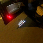 AUDI LOGO PROJECTOT LIGHTS Nr.36 (الكمية 1 = 2 شعار الأفلام / 2 أضواء الباب)