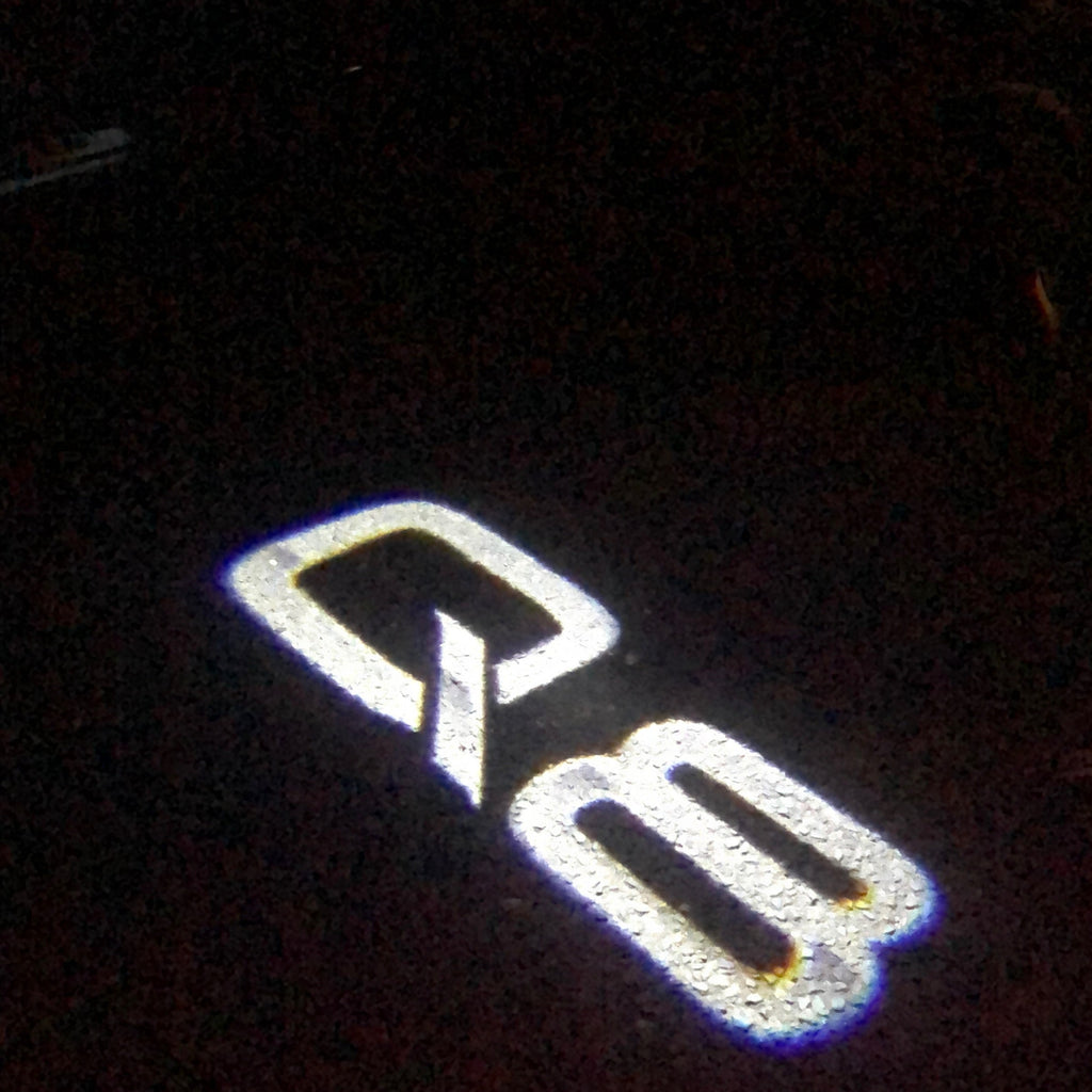 AUDI LOGO PROJECTOT LIGHTS Nr.102 (quantità 1 = 2 Logo Film /2 porta luci)