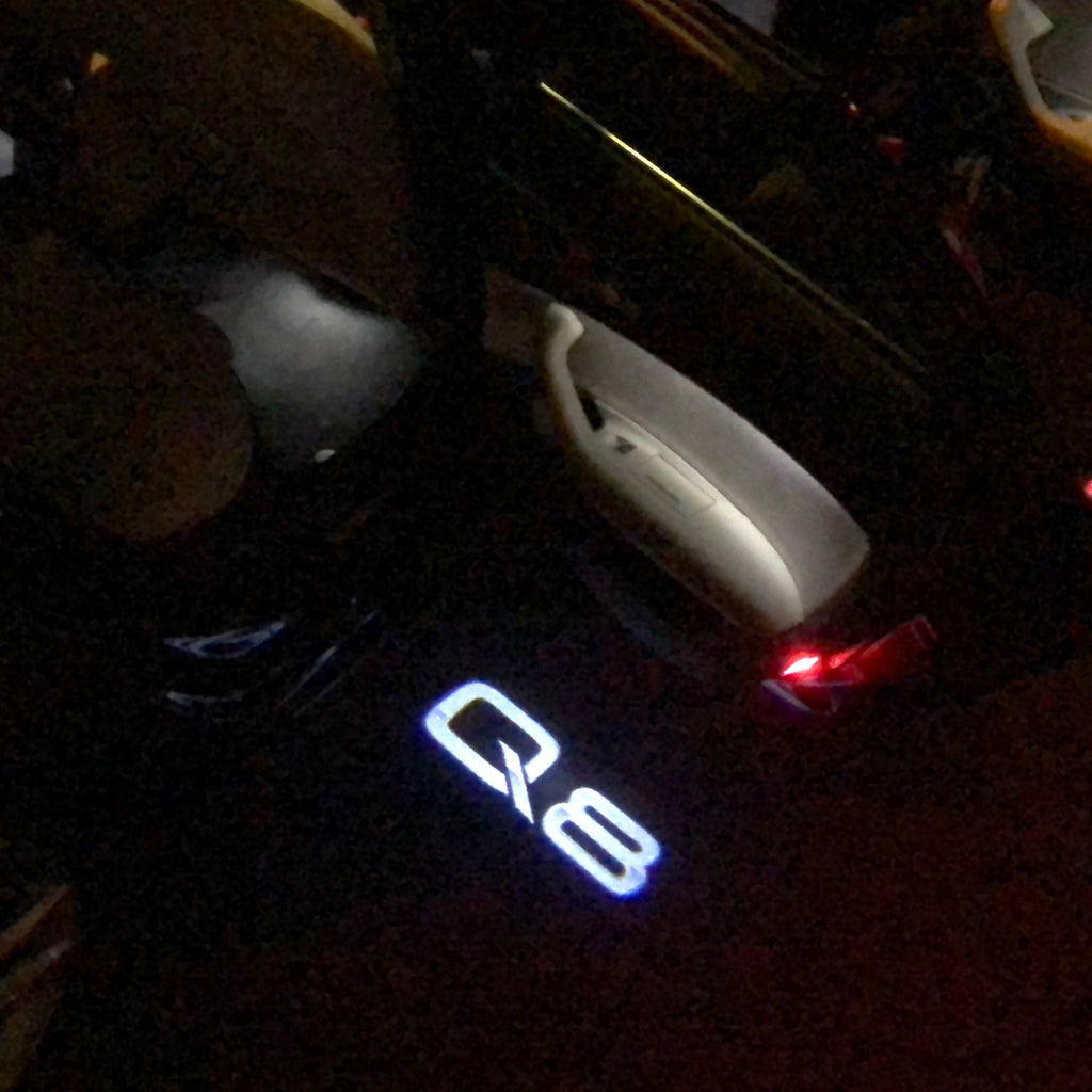 AUDI LOGO PROJECTOT LIGHTS Nr.102 (quantità 1 = 2 Logo Film /2 porta luci)