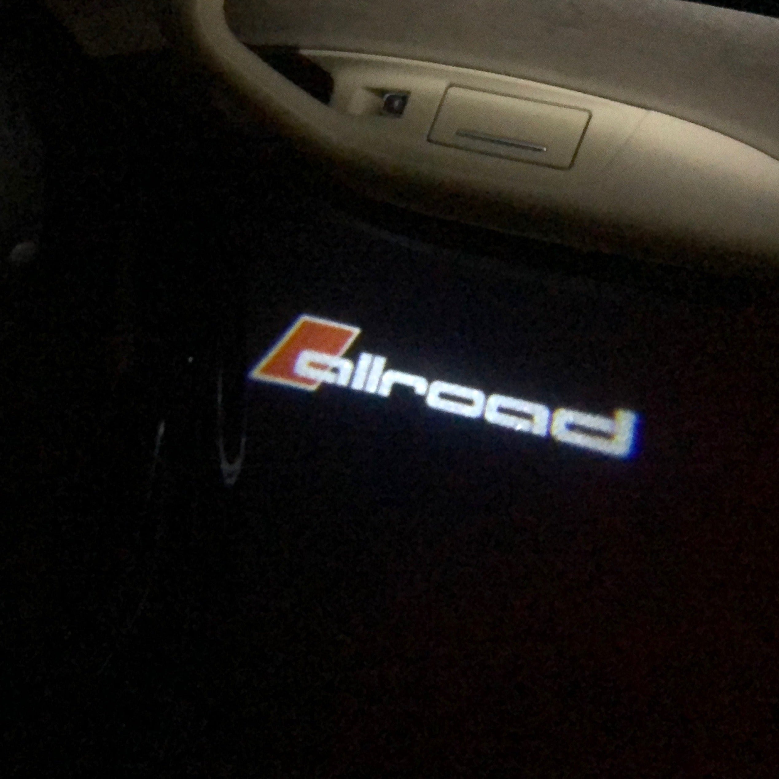 أودي ALLROAD LOGO PROJECTOT أضواء Nr.03 (كمية 1 = 2 شعار الأفلام / 2 أضواء الباب)